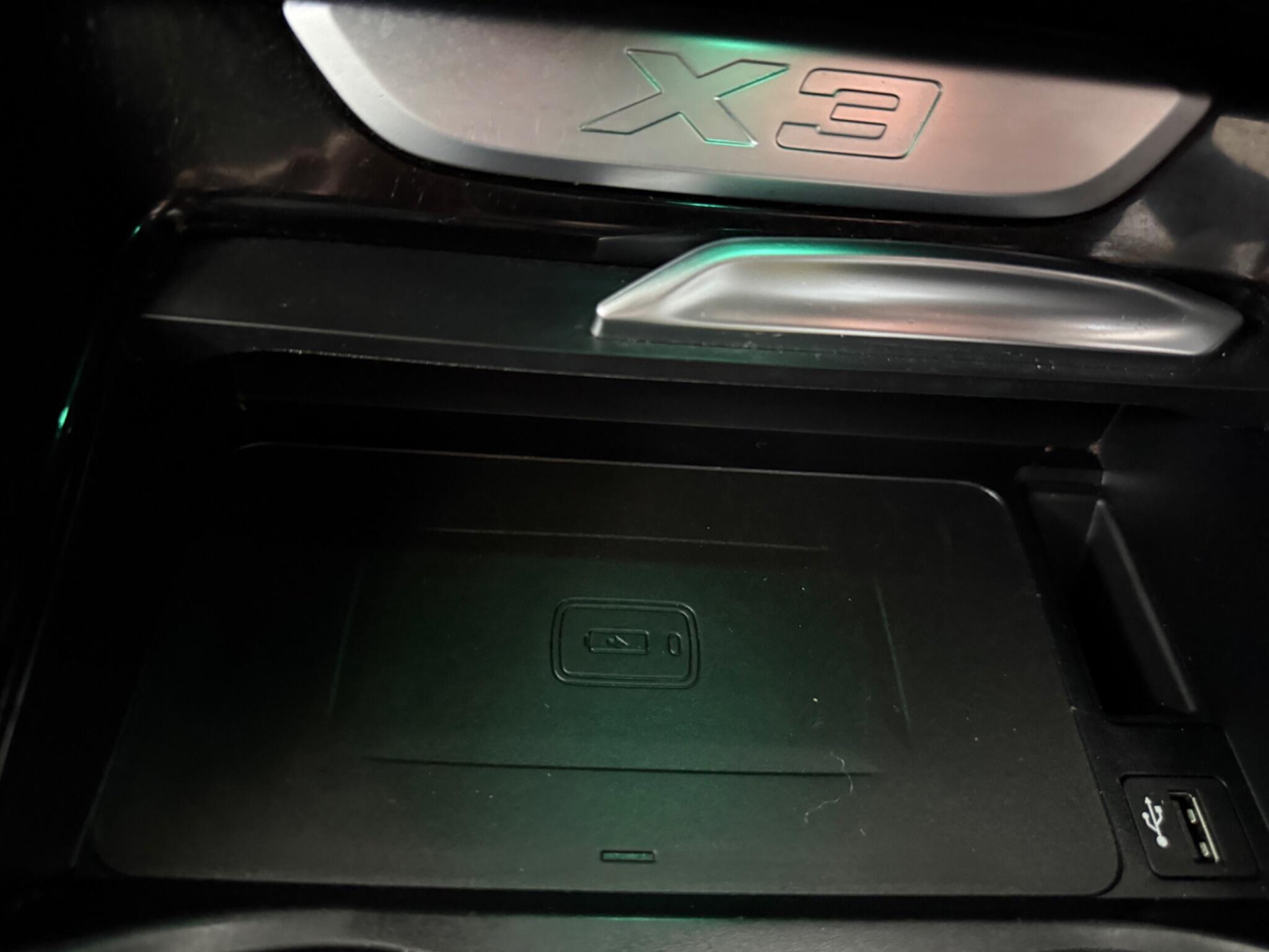 BMW X3 view 8