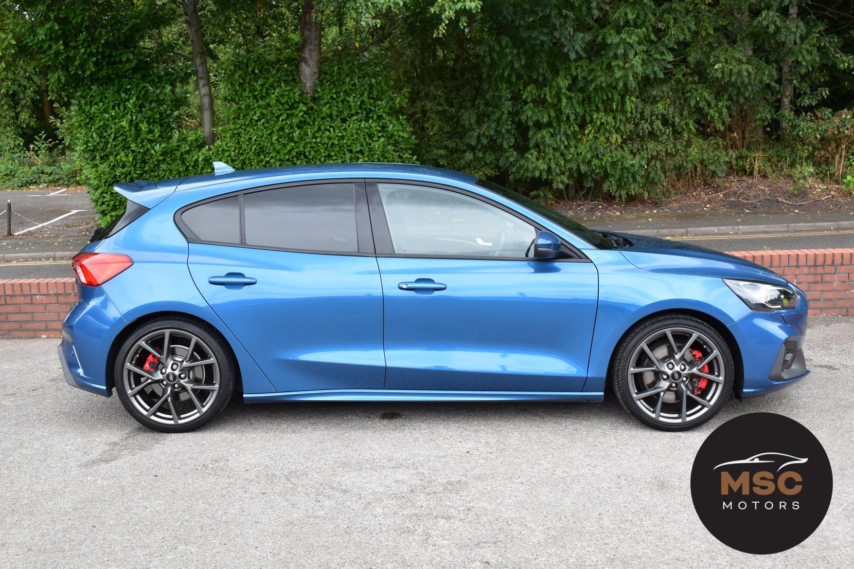 Ford Focus view 21