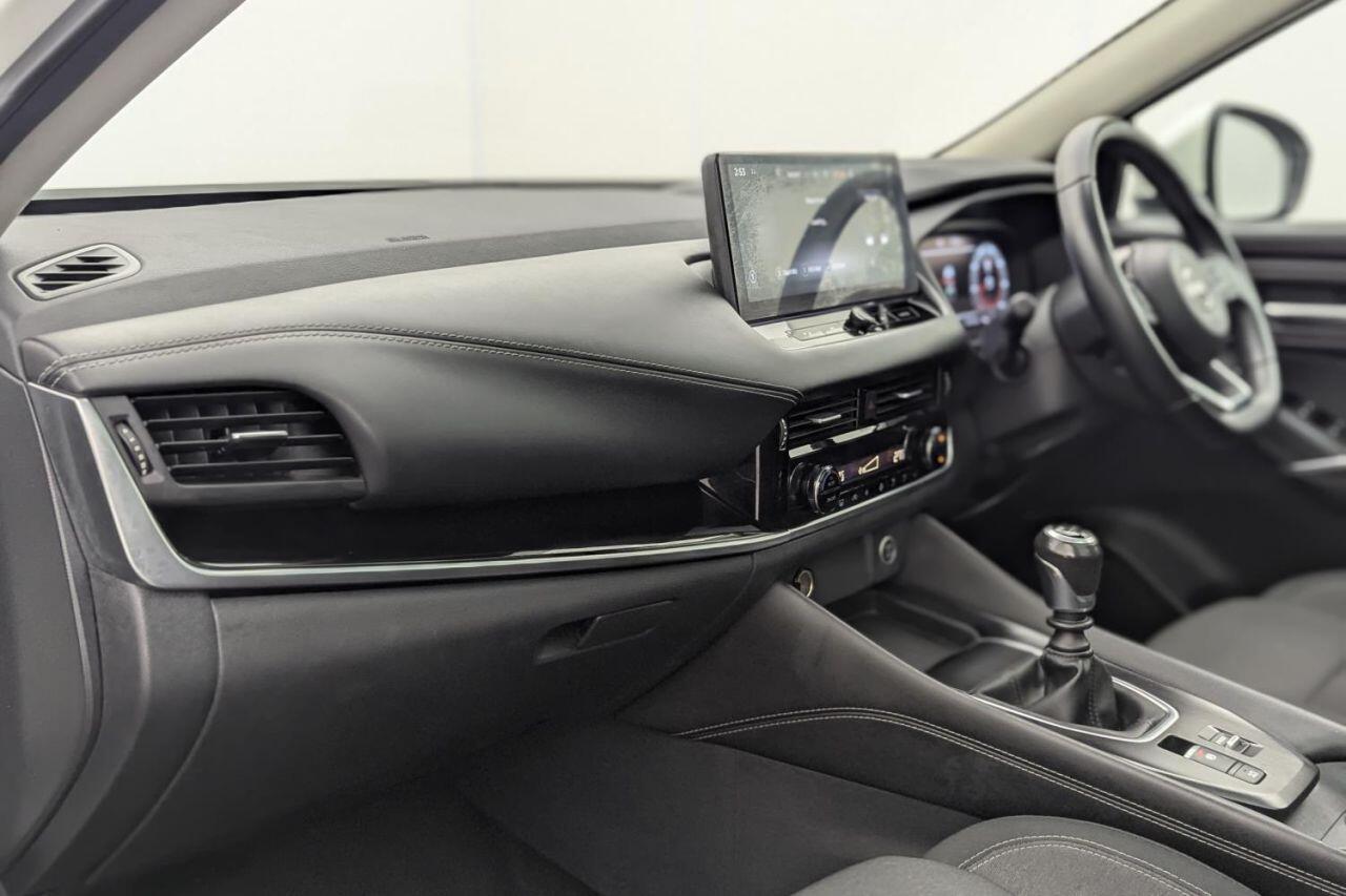 Nissan Qashqai view 25