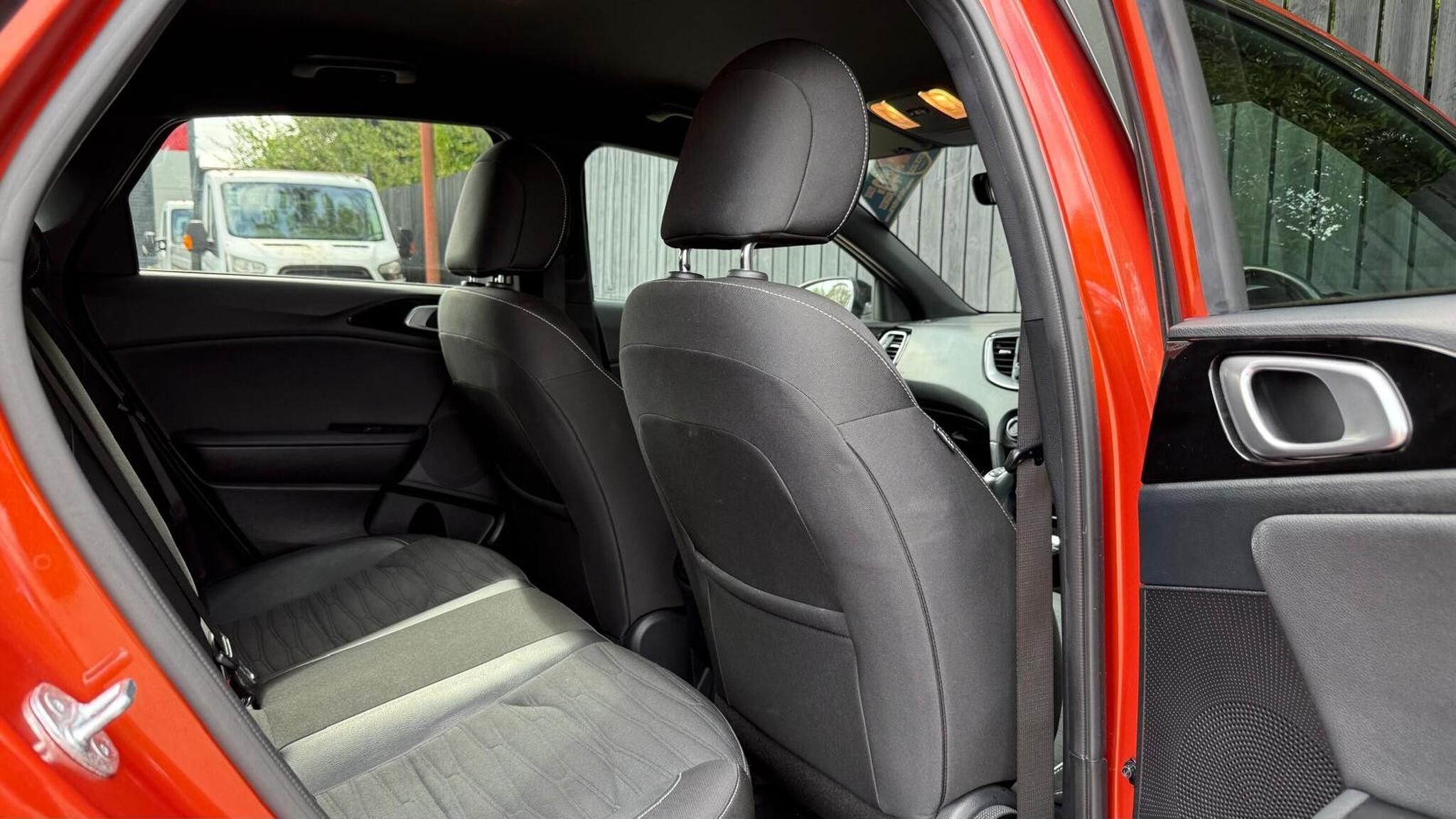 Kia Ceed view 26