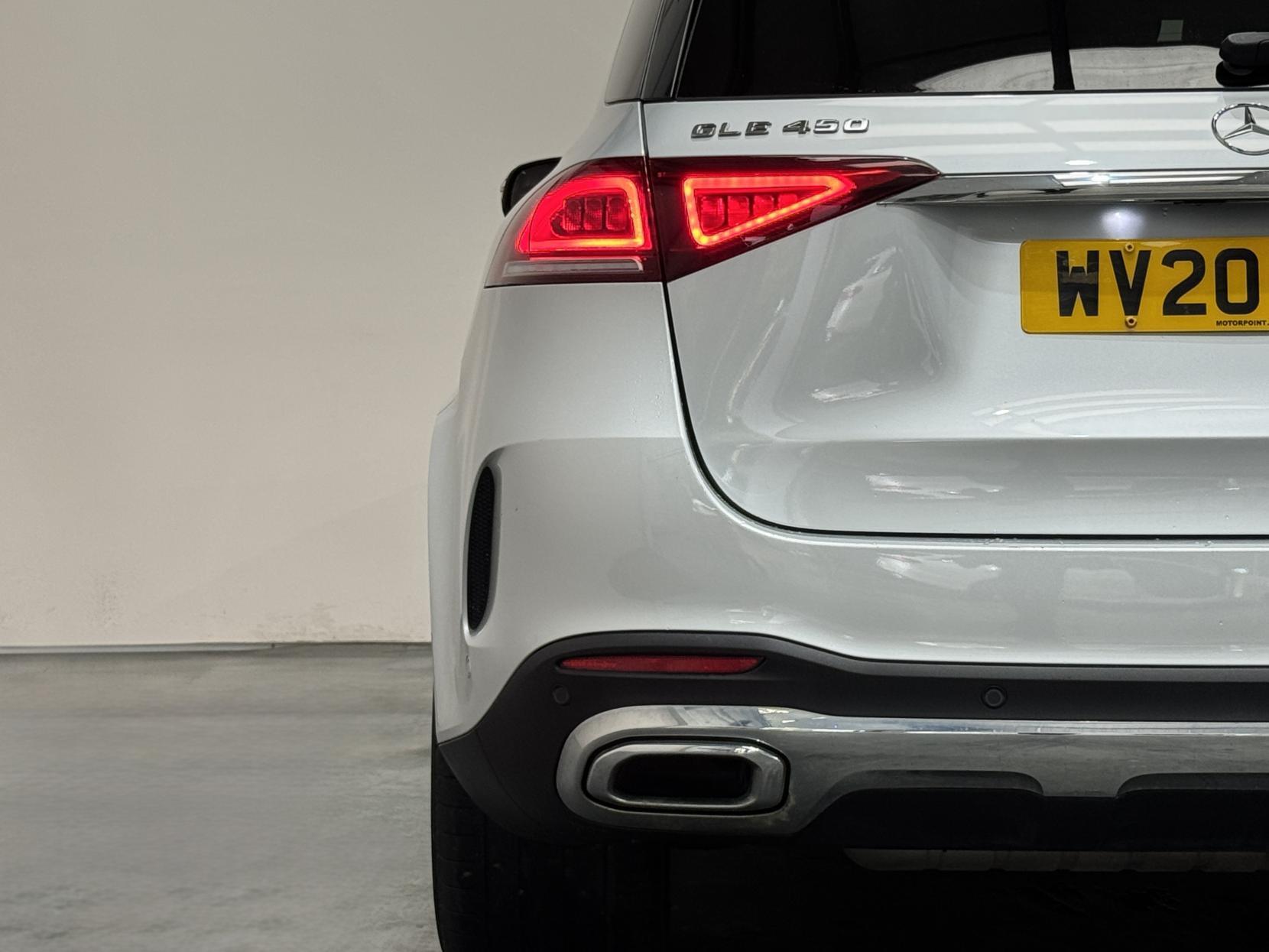 Mercedes-Benz Gle view 16