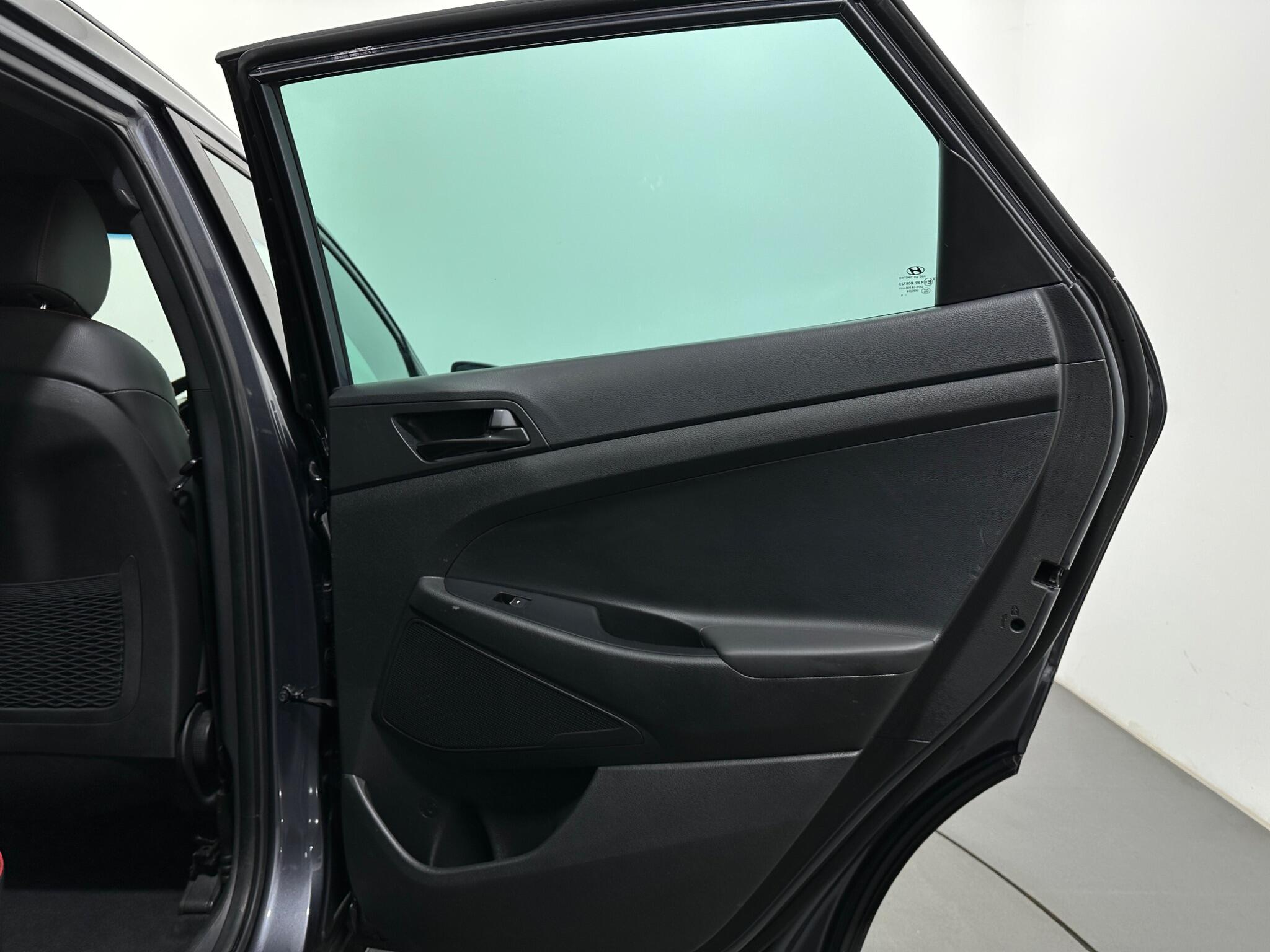 Hyundai Tucson view 43