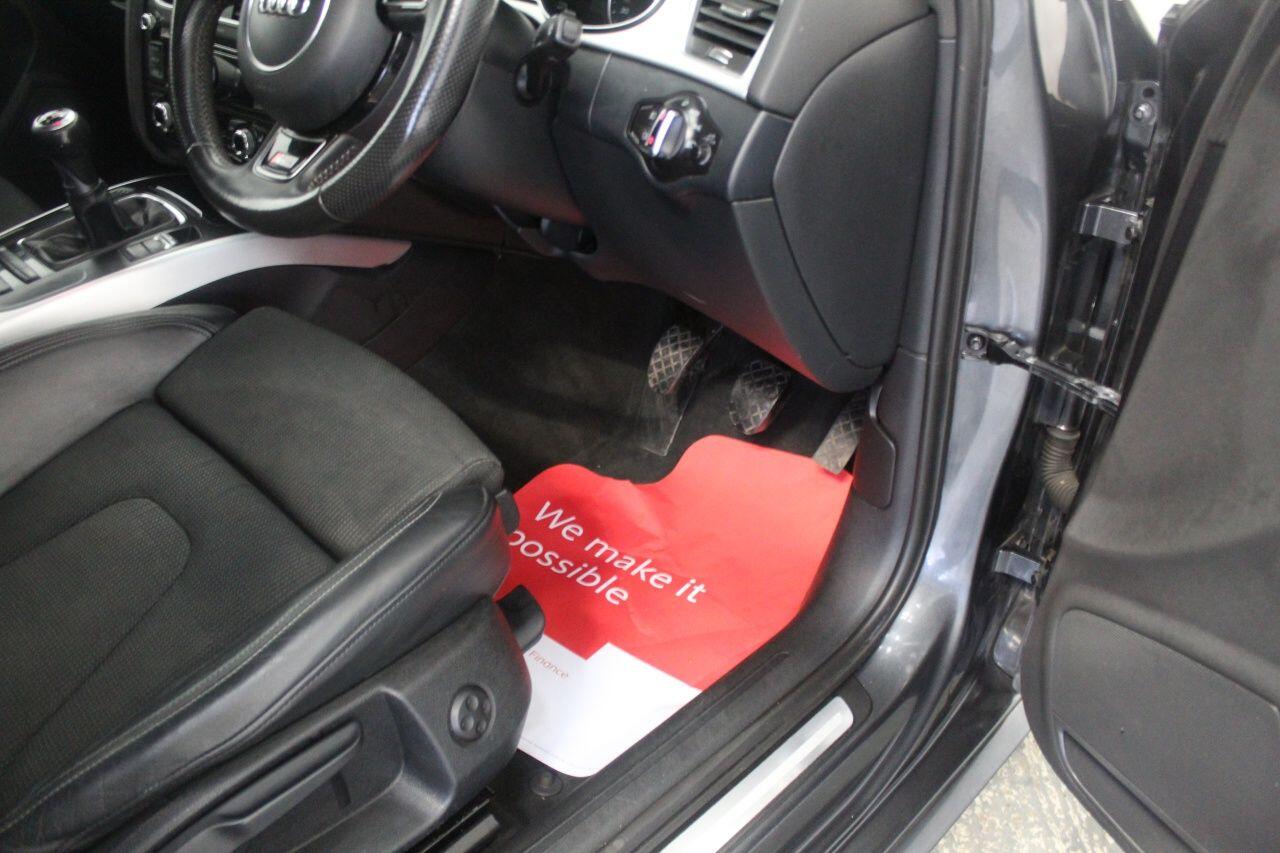 Audi A4 view 43