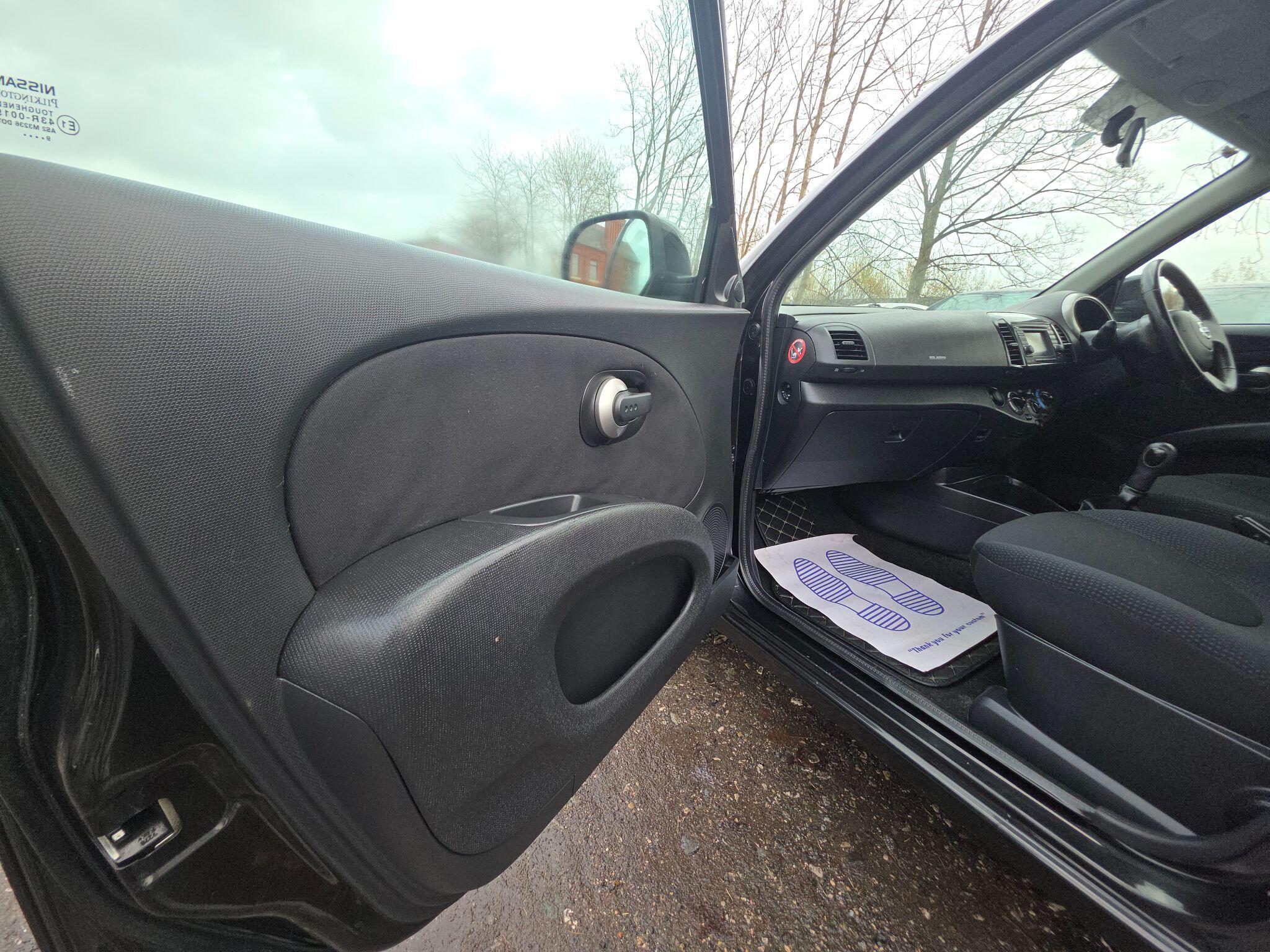2009 Nissan Micra image 30