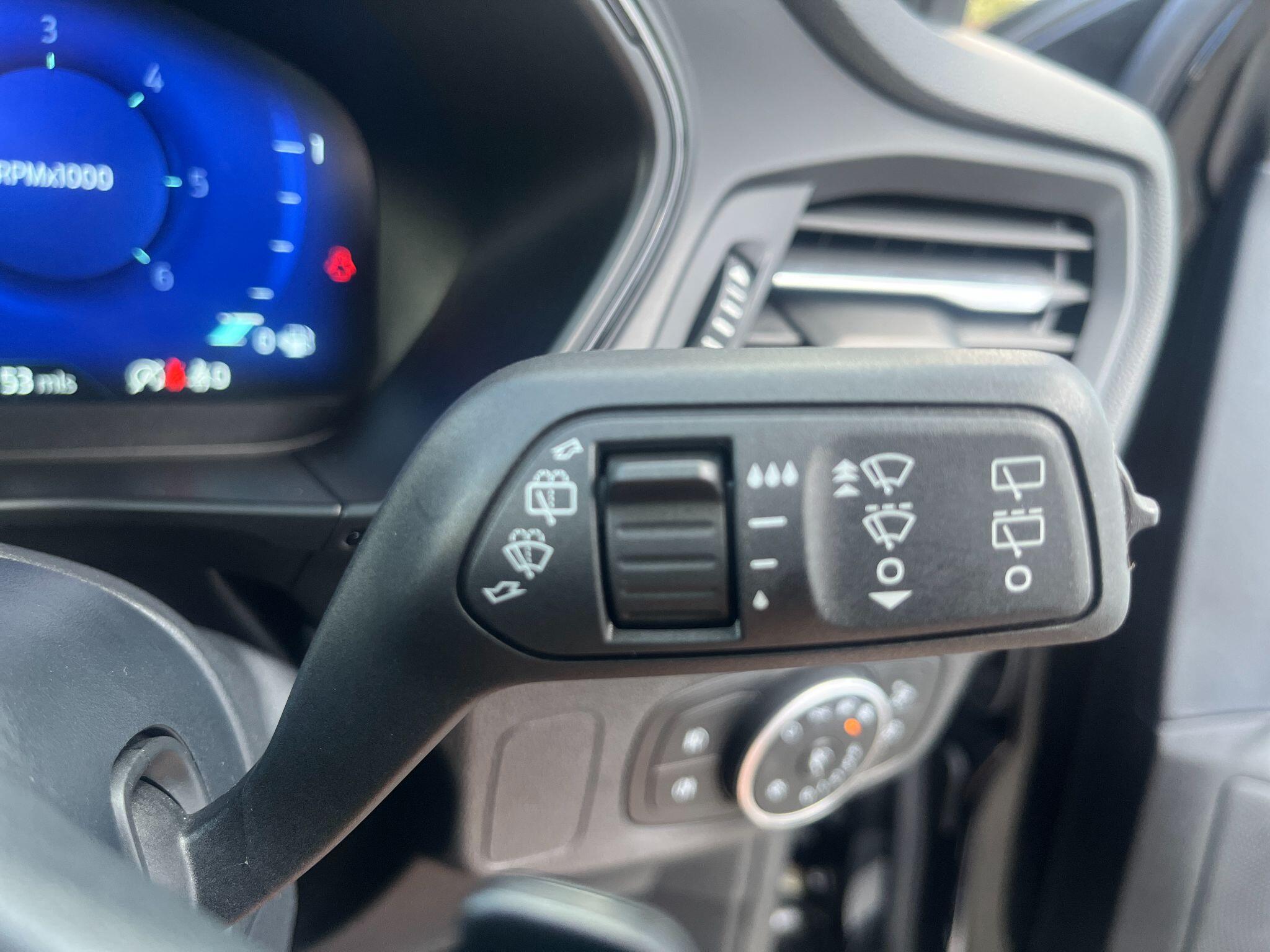 Ford Focus view 36