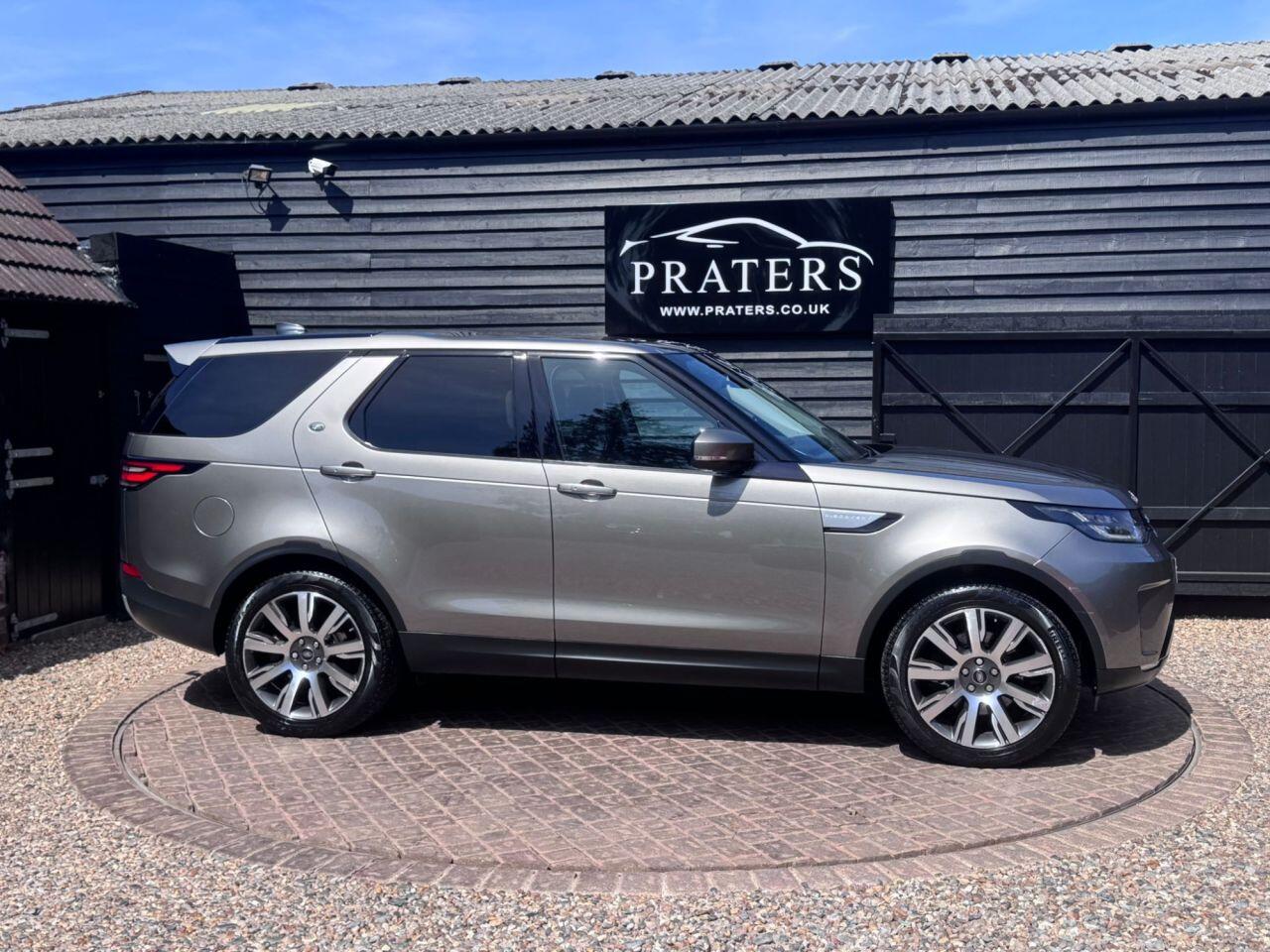 Land Rover Discovery view 8