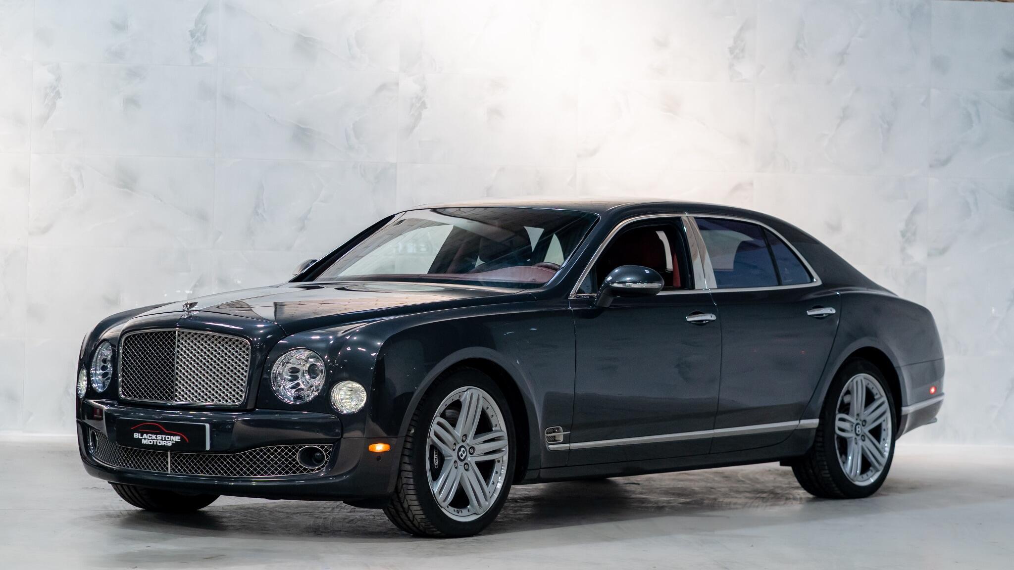 Bentley Mulsanne view 3