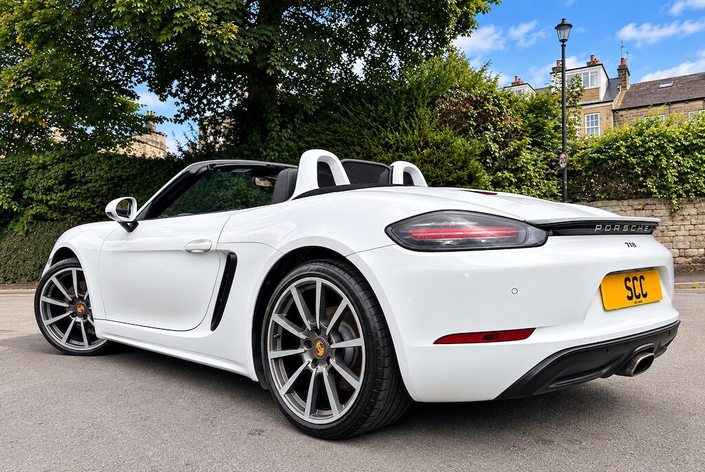 Porsche Boxster view 8