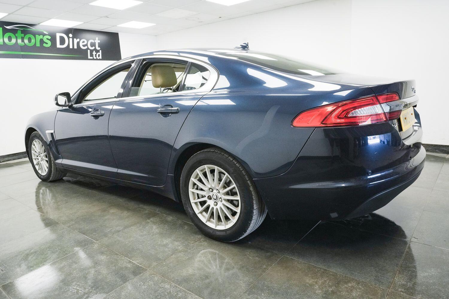 Jaguar XF view 7