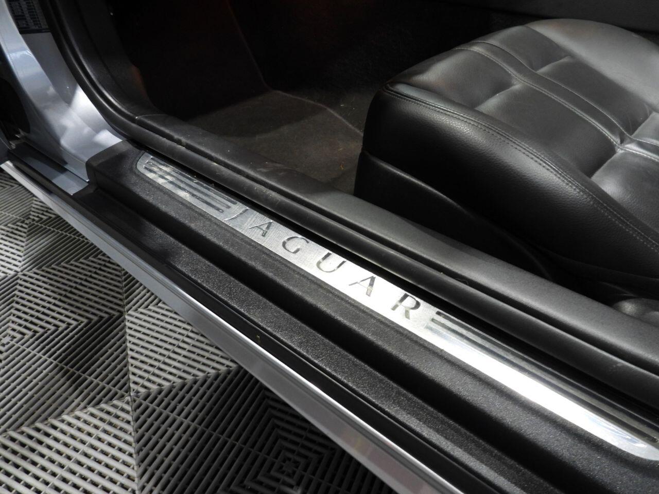Jaguar XK view 45