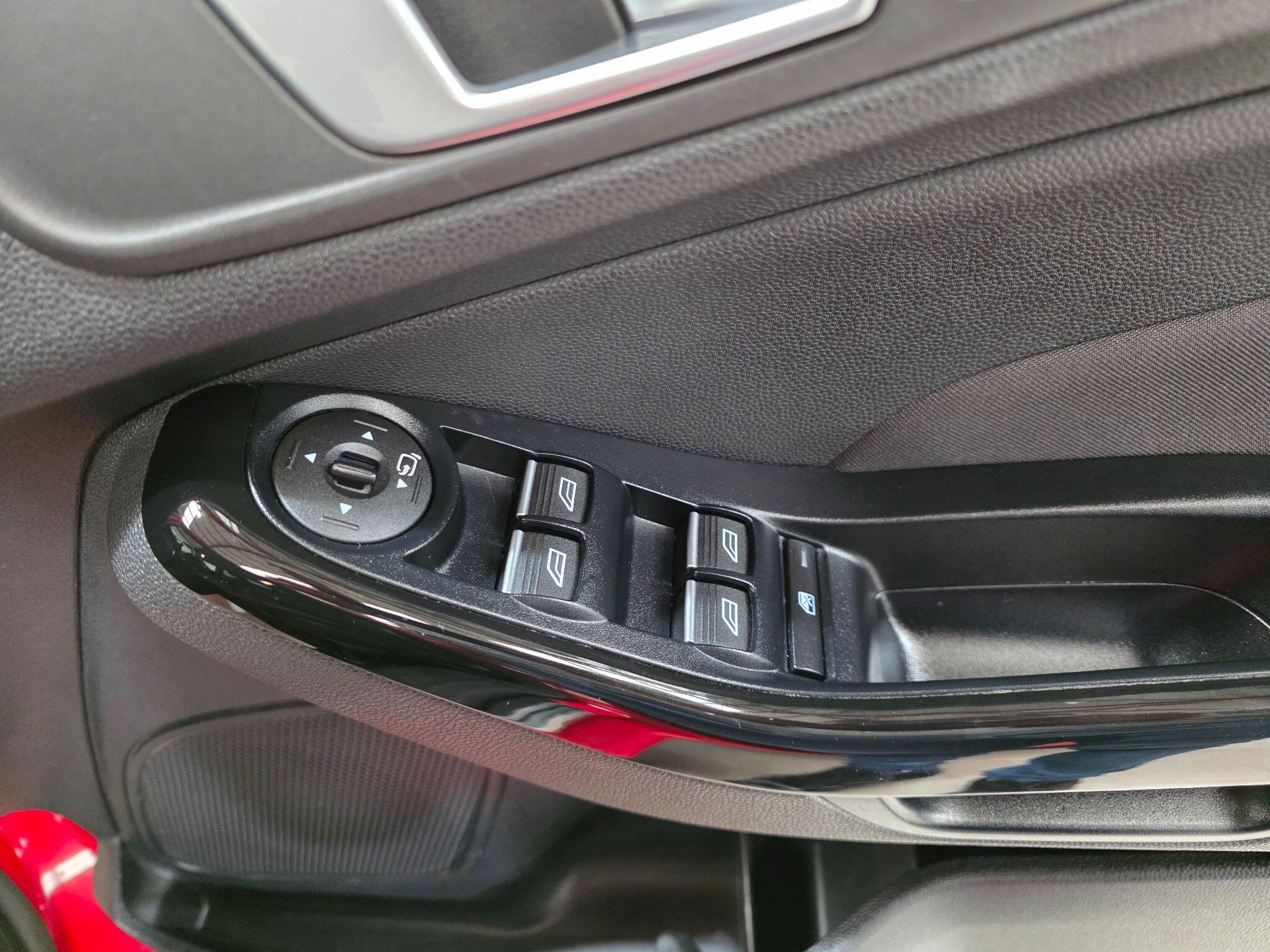 Ford Fiesta view 13