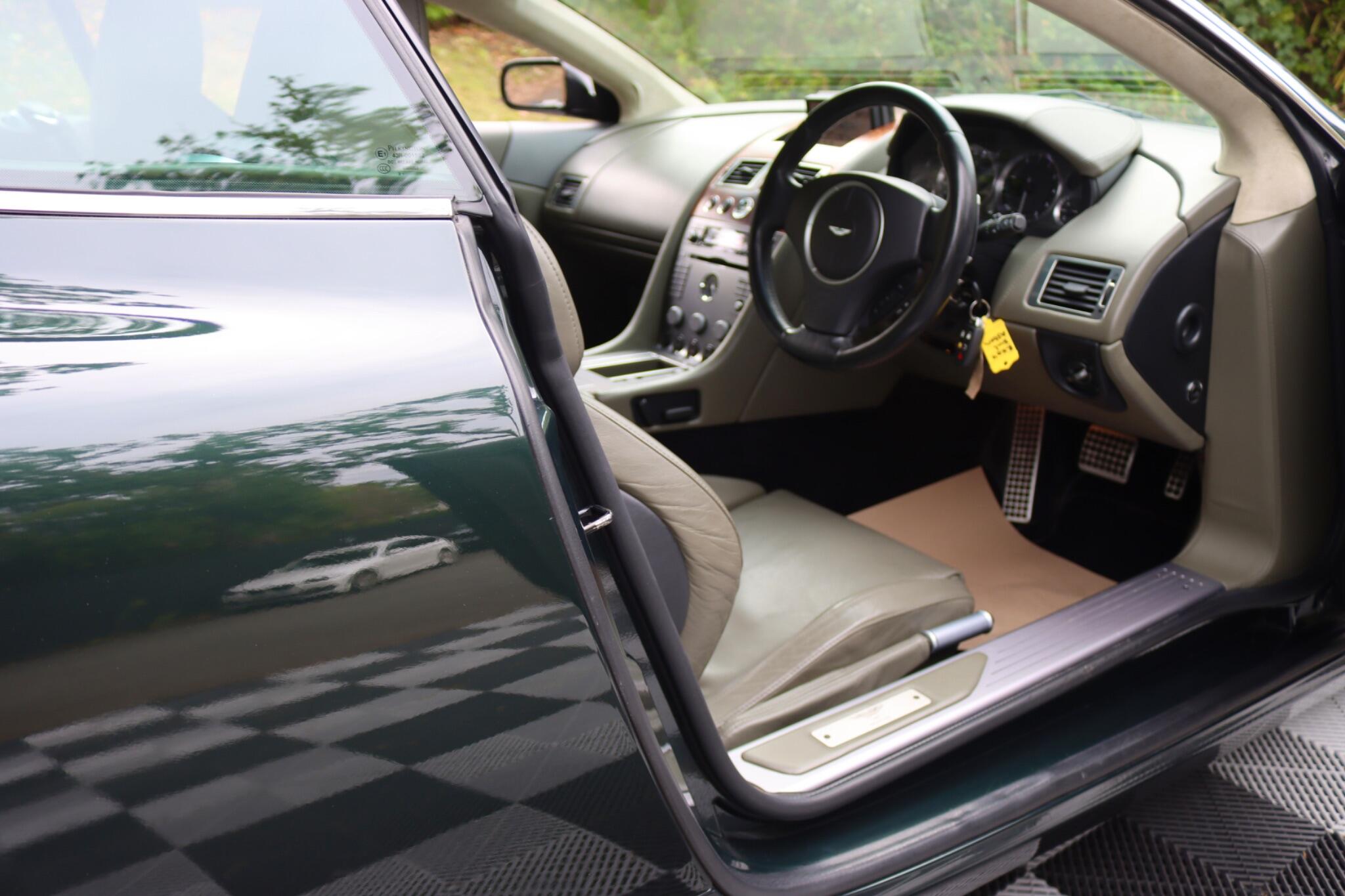 Aston Martin DB9 view 50