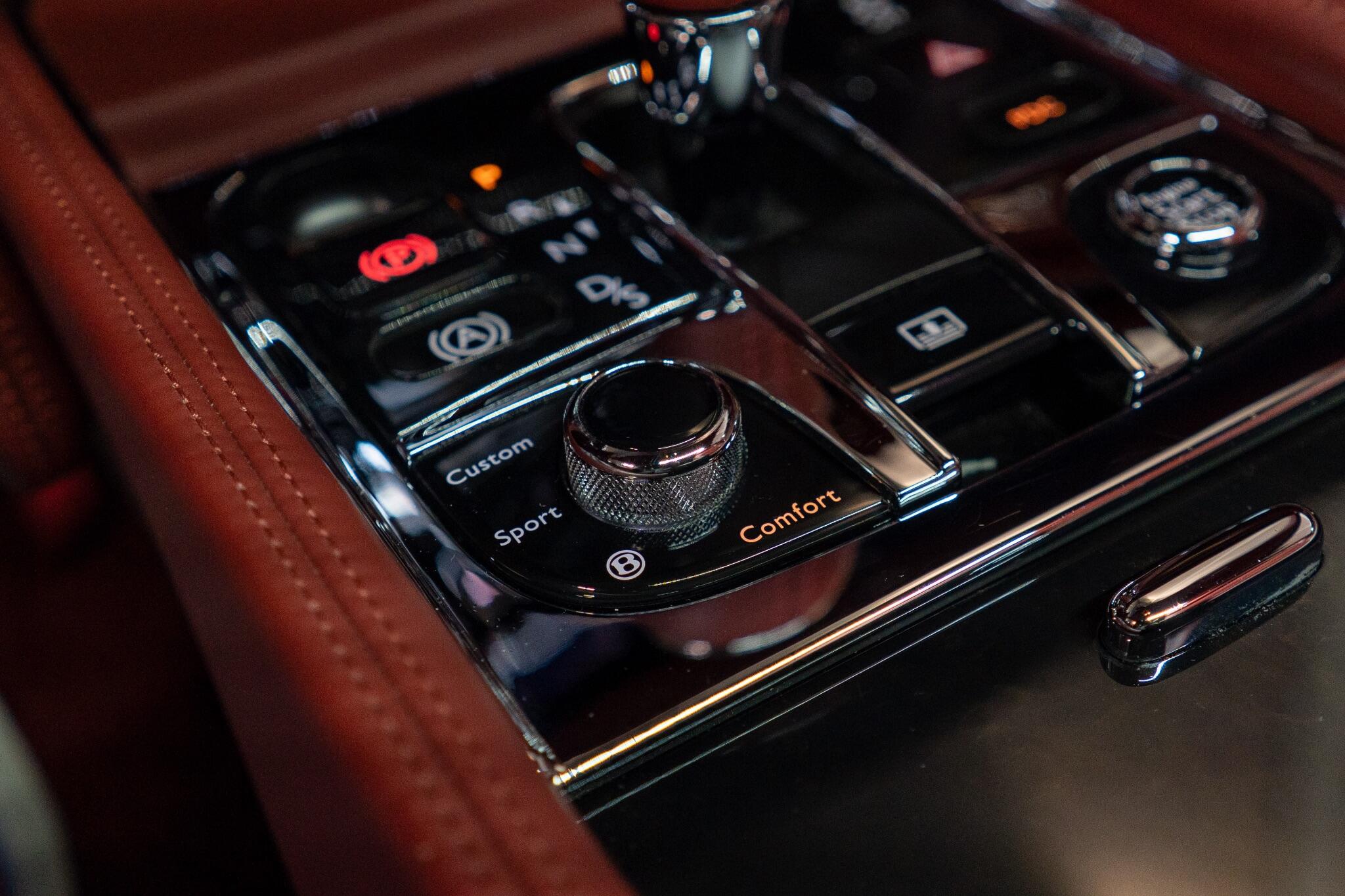 Bentley Mulsanne view 26
