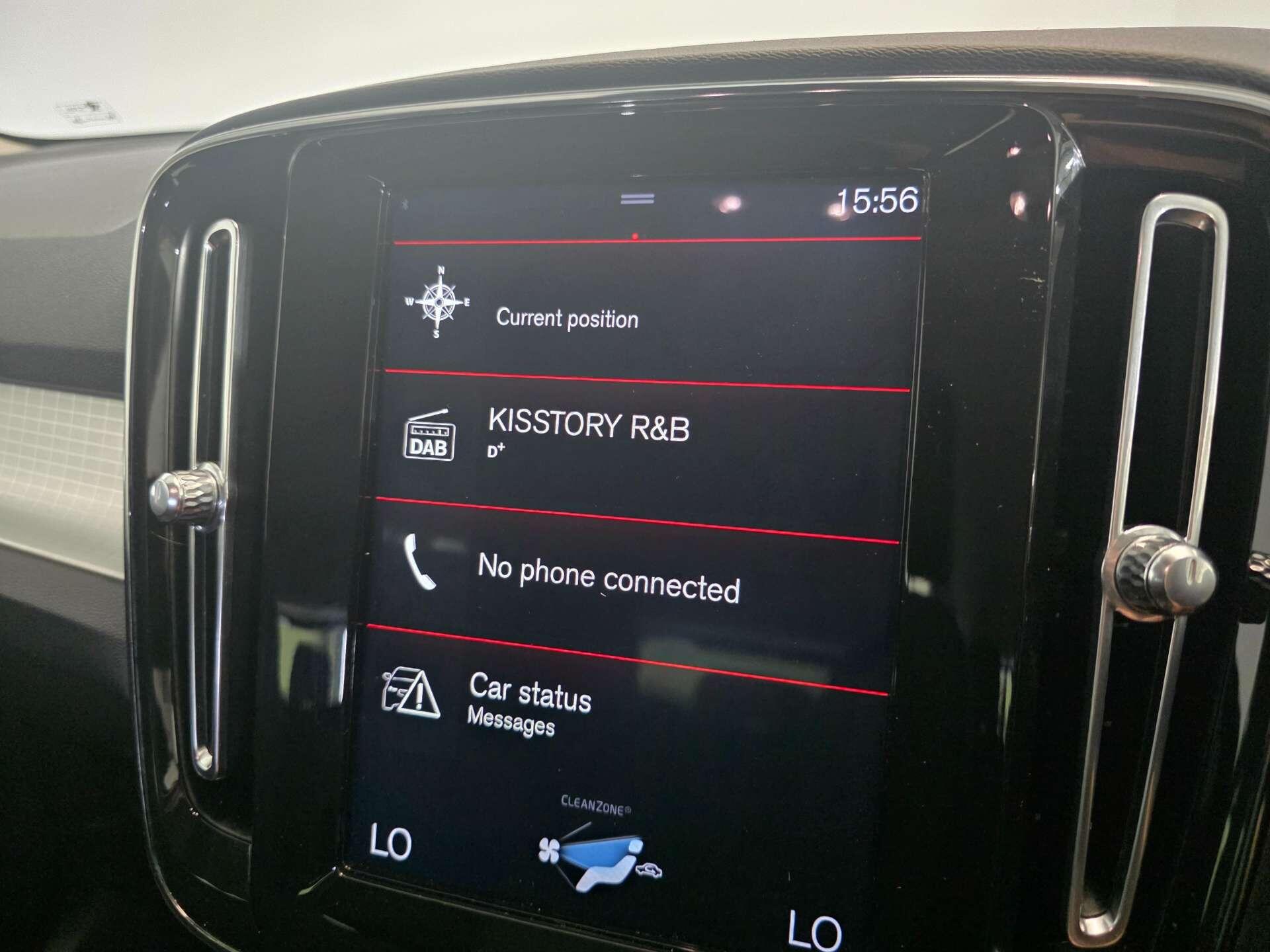 Volvo XC40 view 22