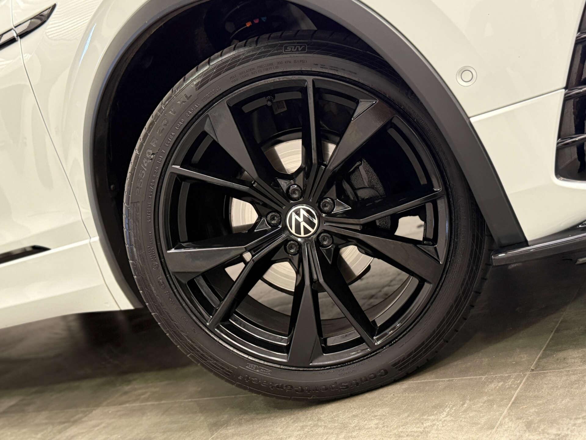 Volkswagen Tiguan Allspace view 24