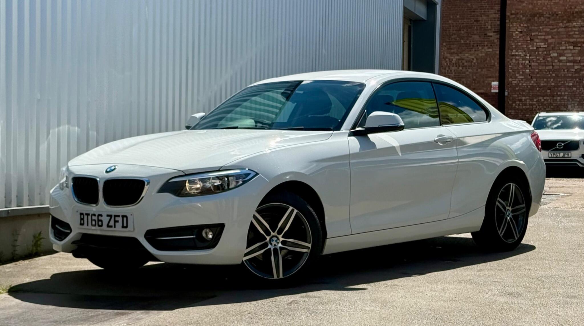 BMW 2 Series view 2
