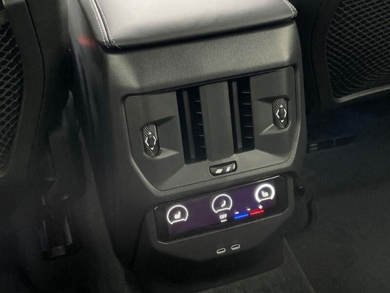 BMW X3 view 56