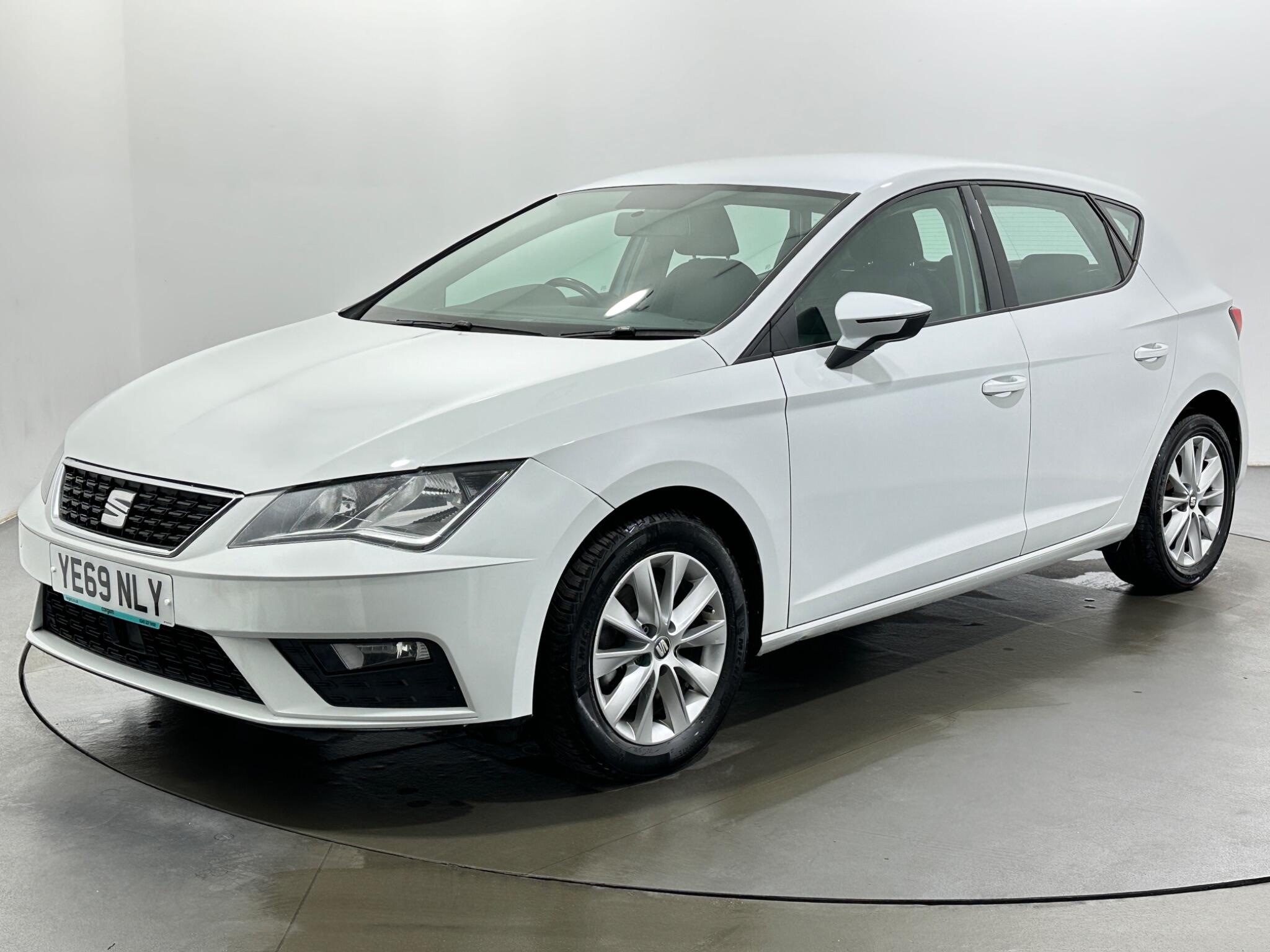 Seat Leon view 4