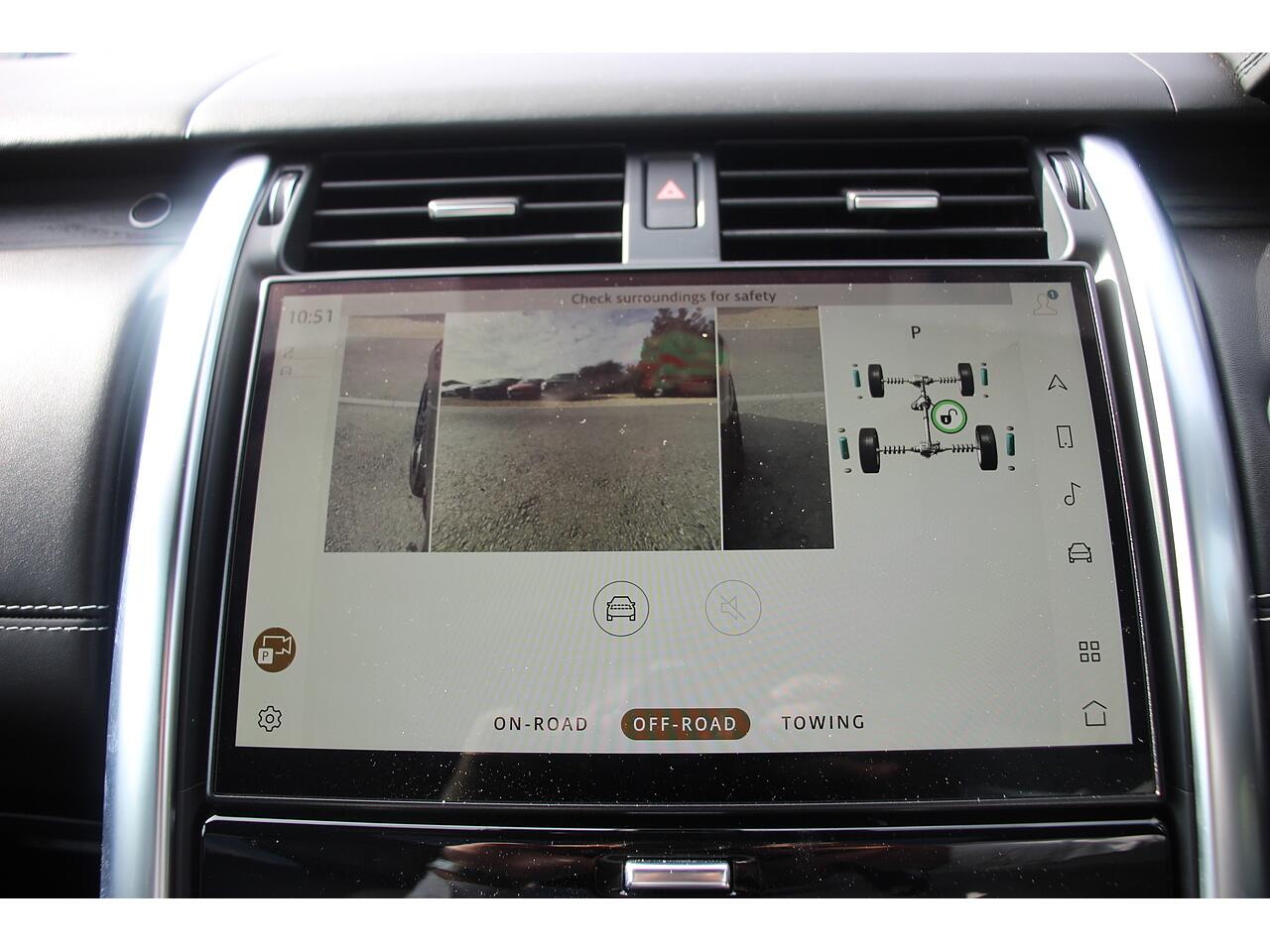 Land Rover Discovery view 37