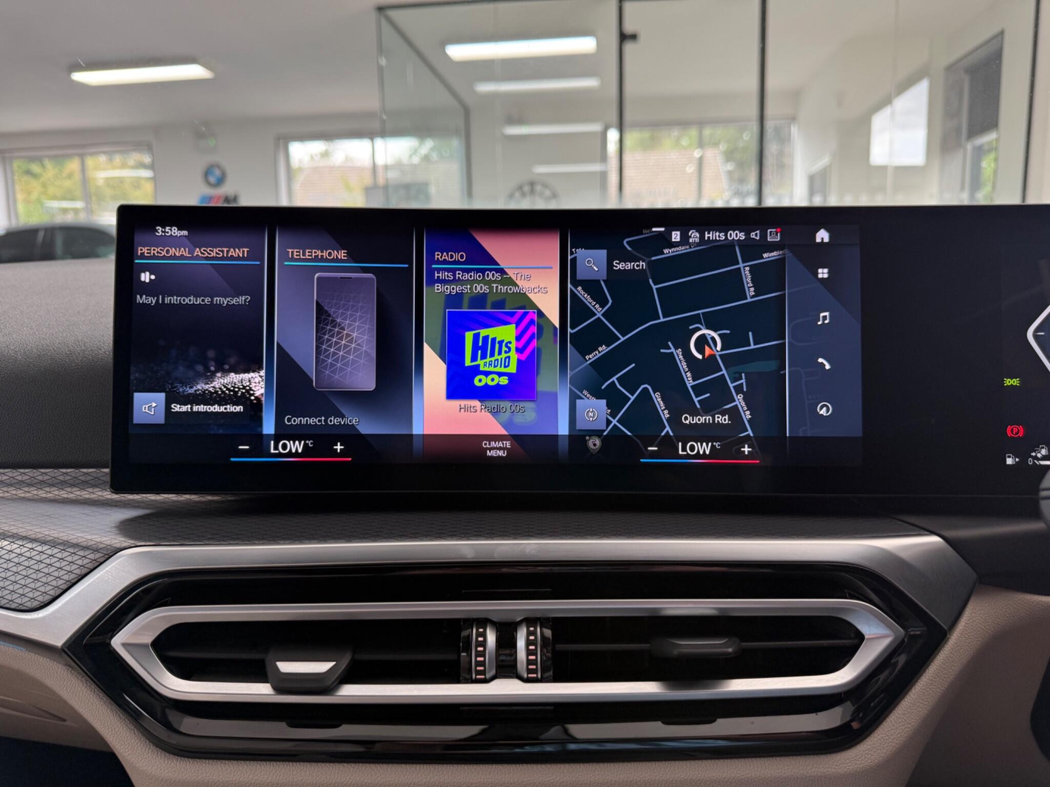 BMW 3 Series view 28