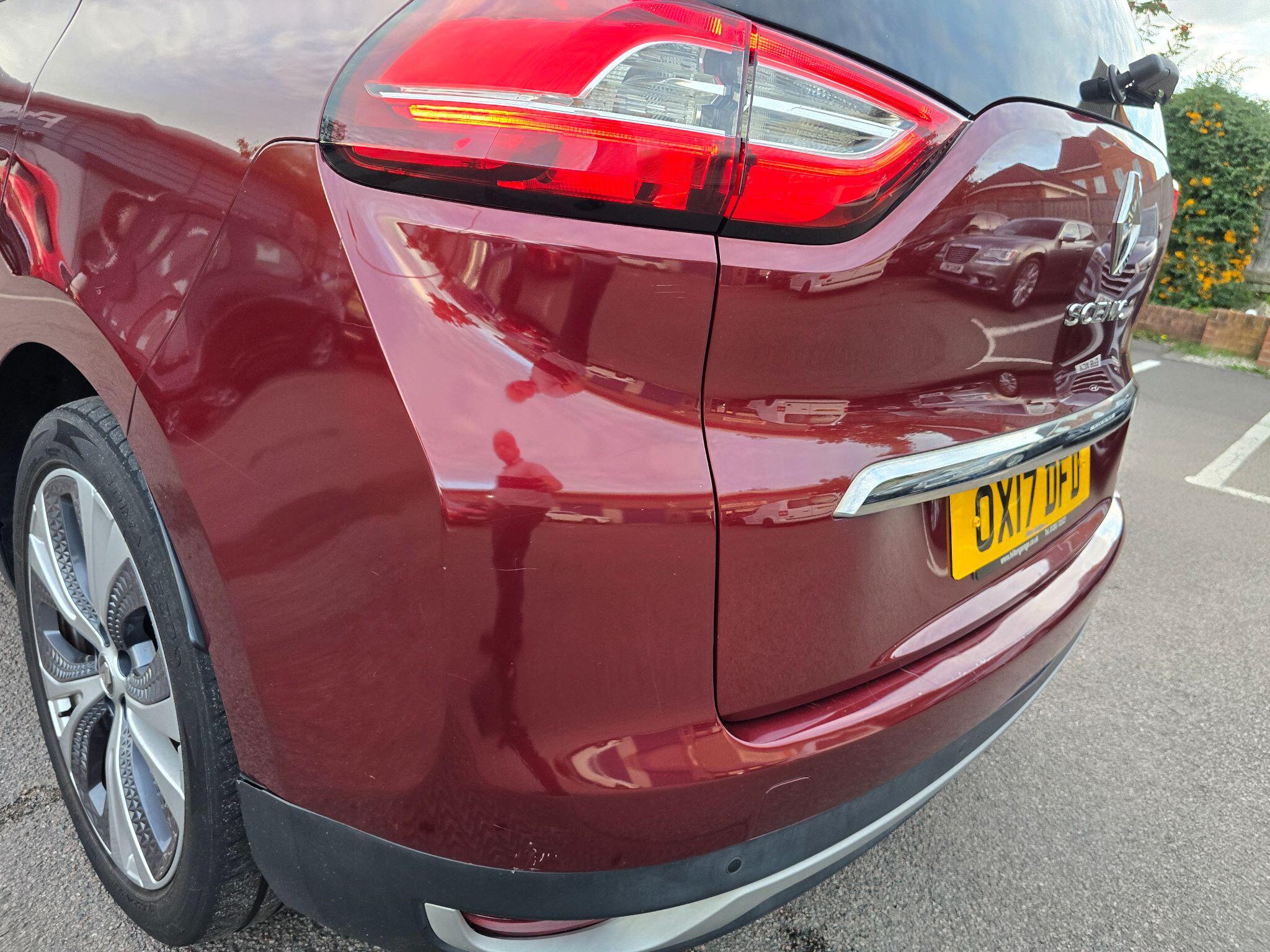 Renault Grand Scenic view 90