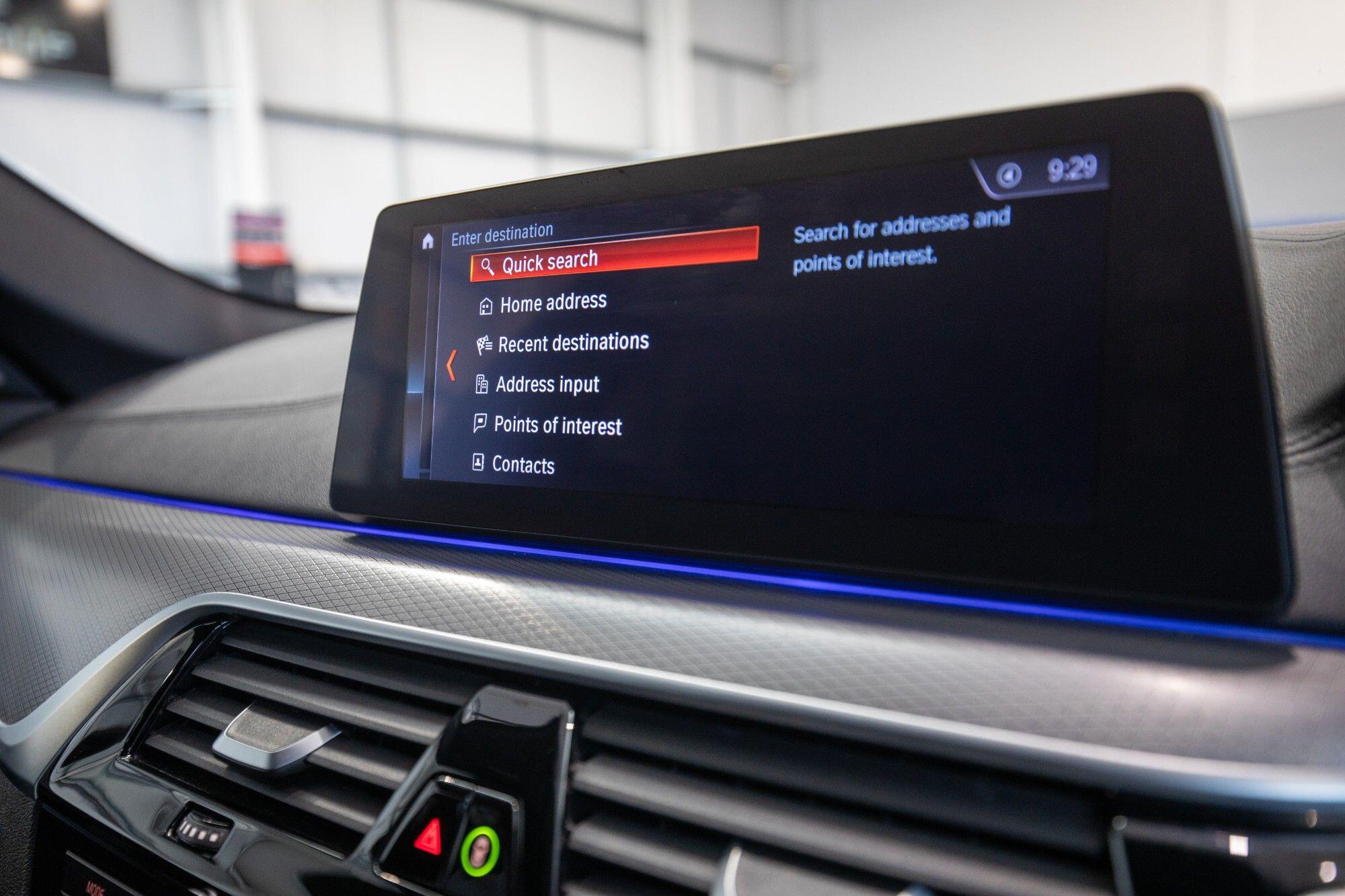 BMW 5 Series view 21