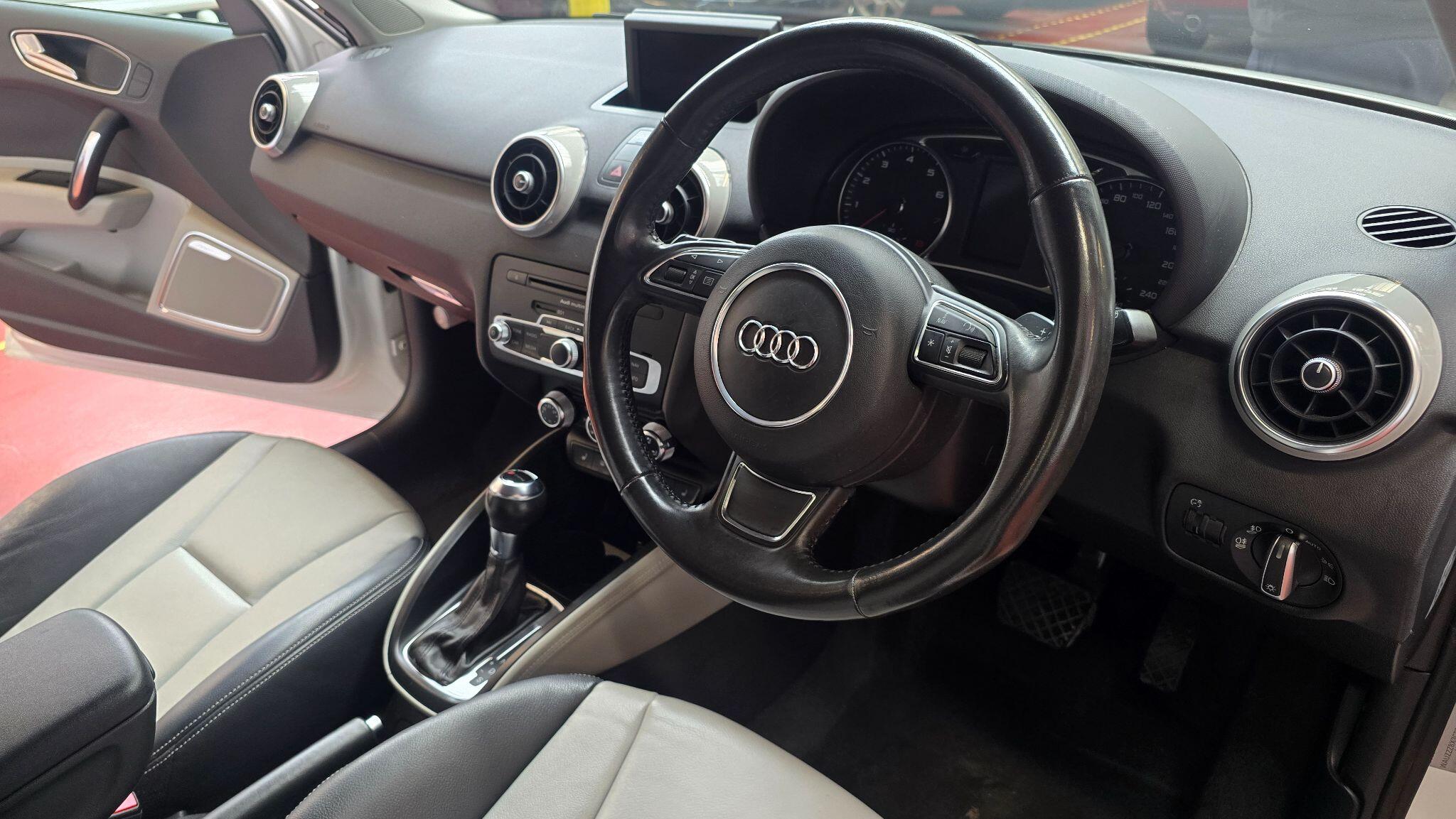 Audi A1 view 10