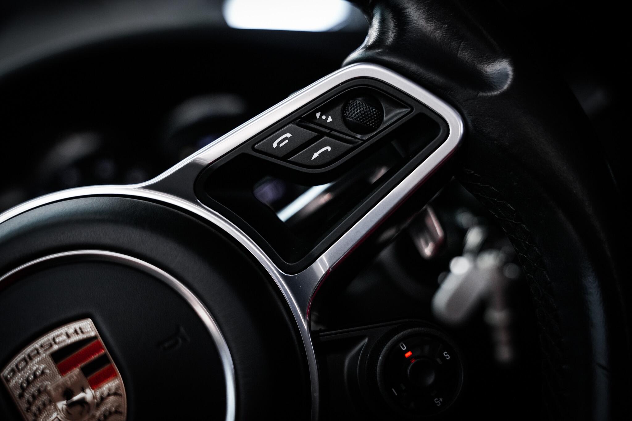 Porsche 911 view 55