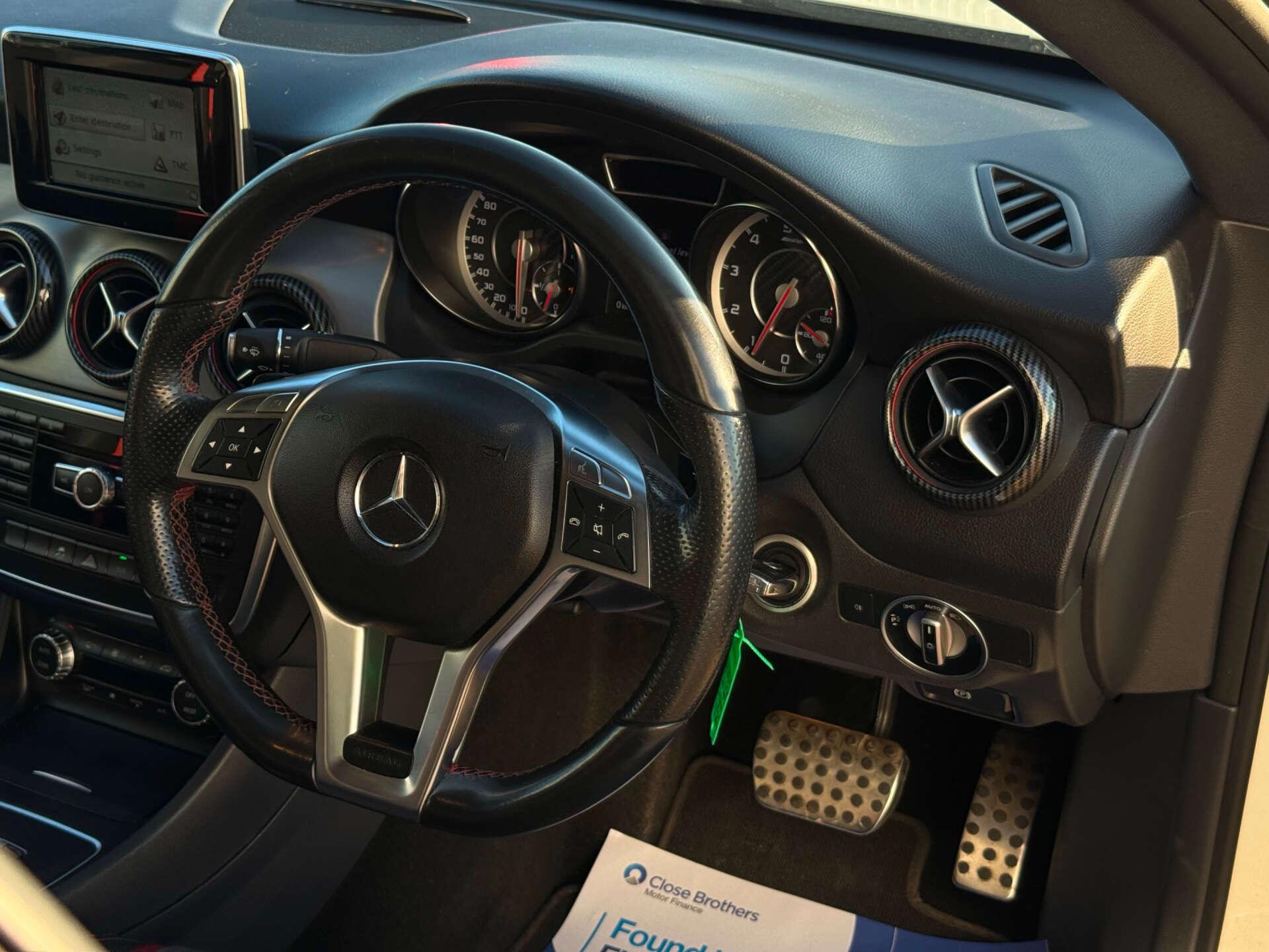 Mercedes-Benz Cla view 48