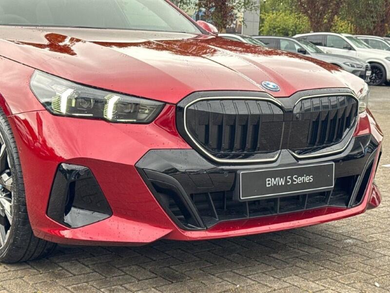 BMW 5 Series view 45