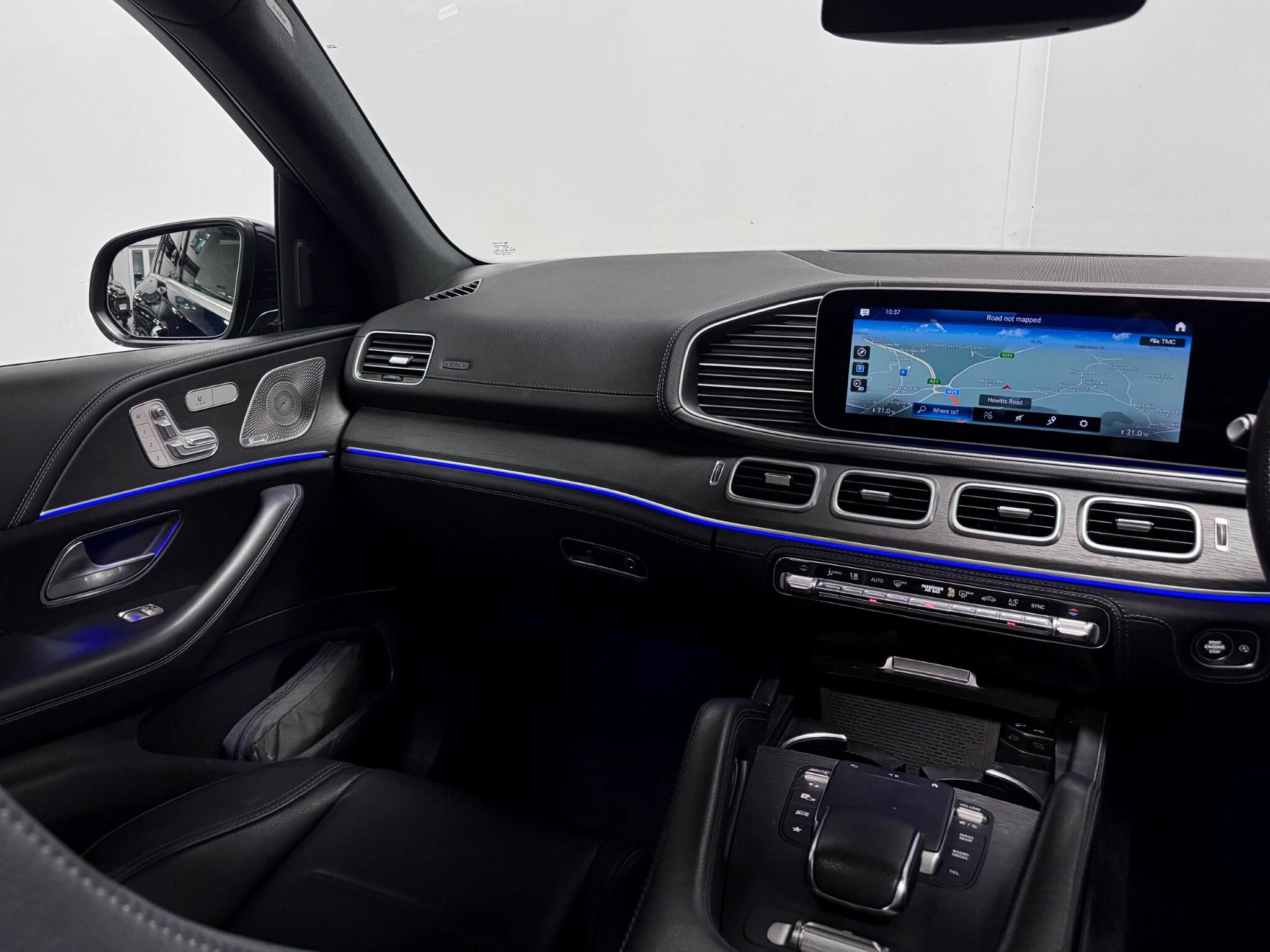 Mercedes-Benz GLE view 18