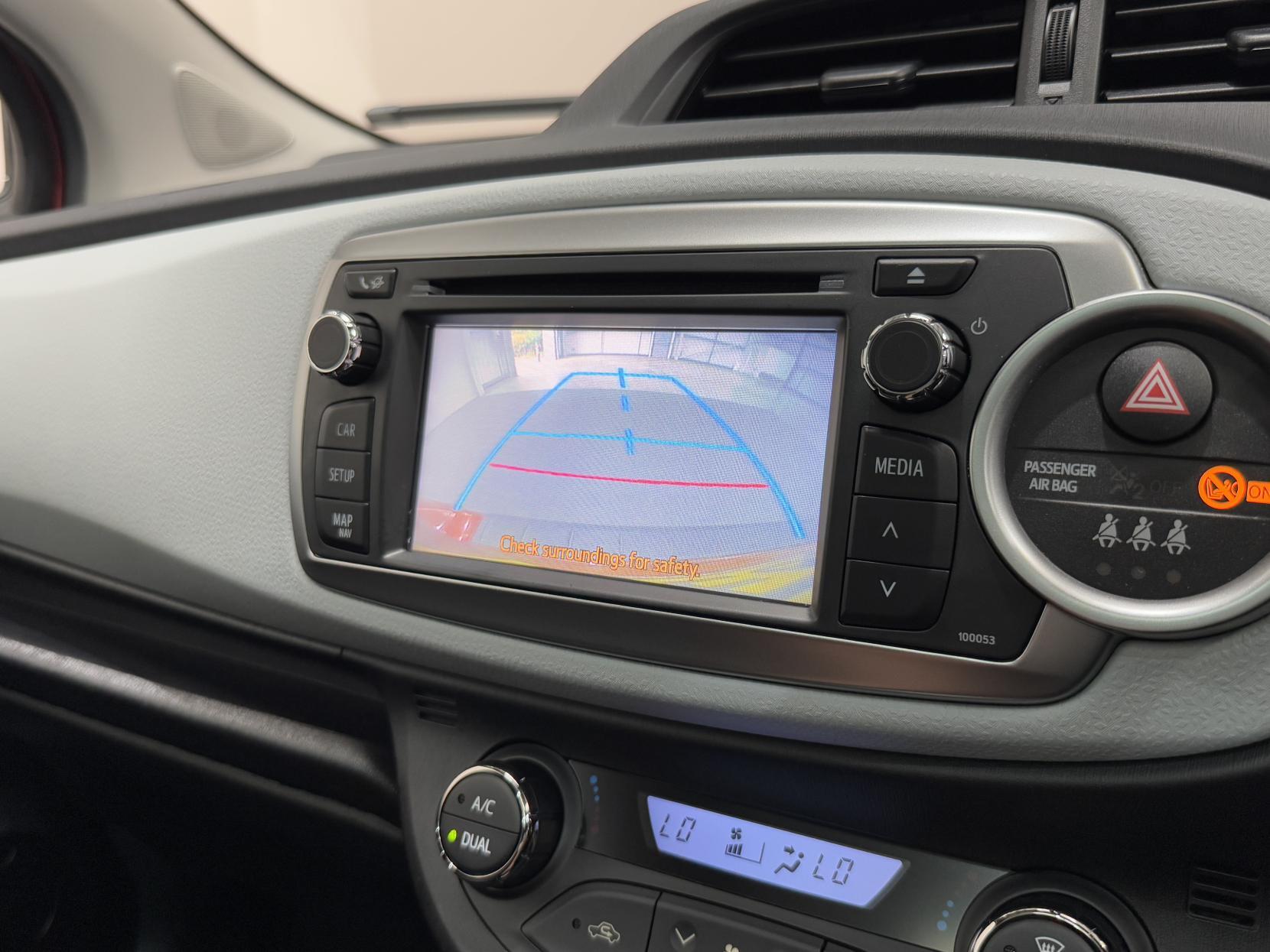 Toyota Yaris view 24