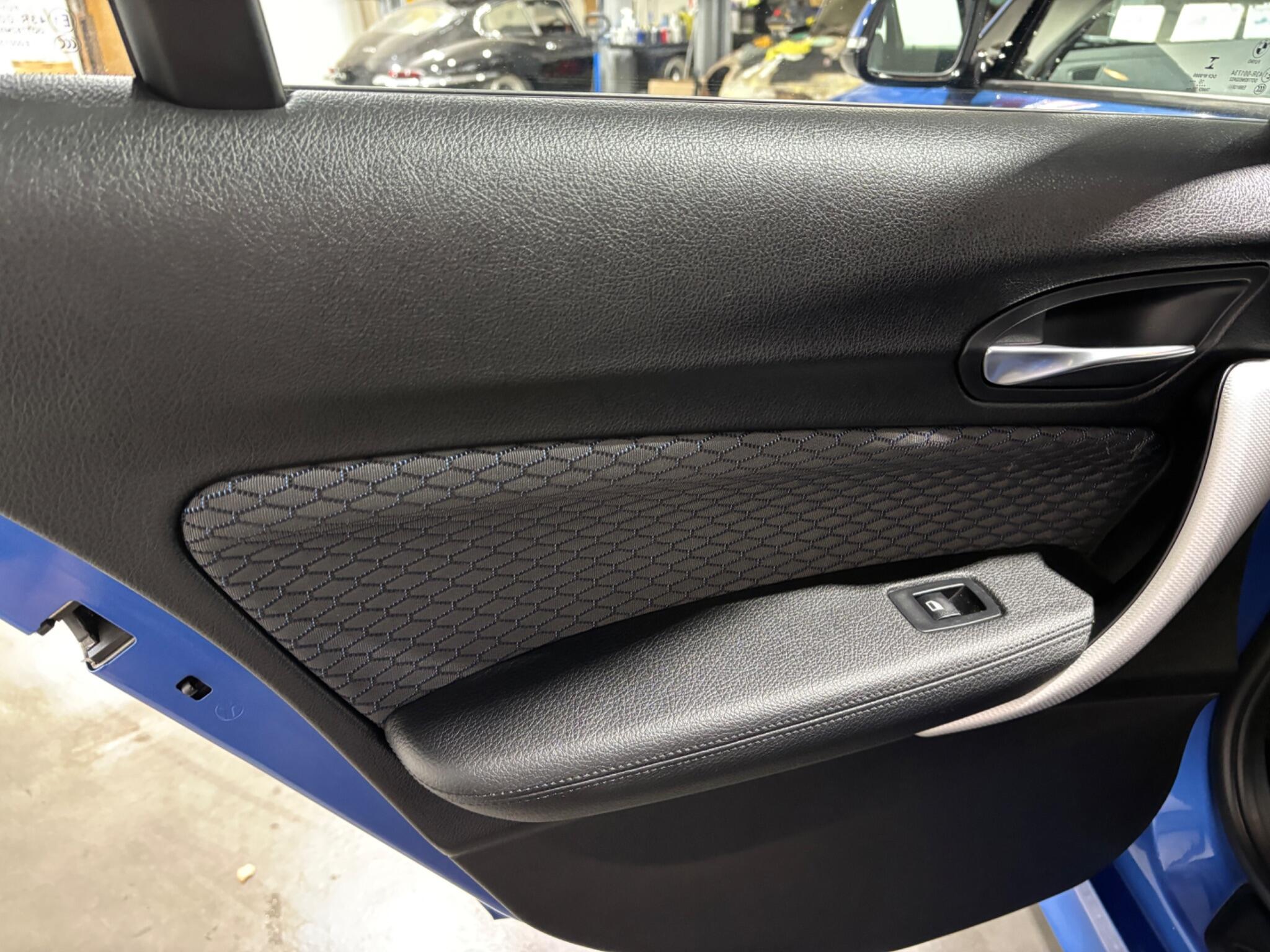BMW 1 Series view 12