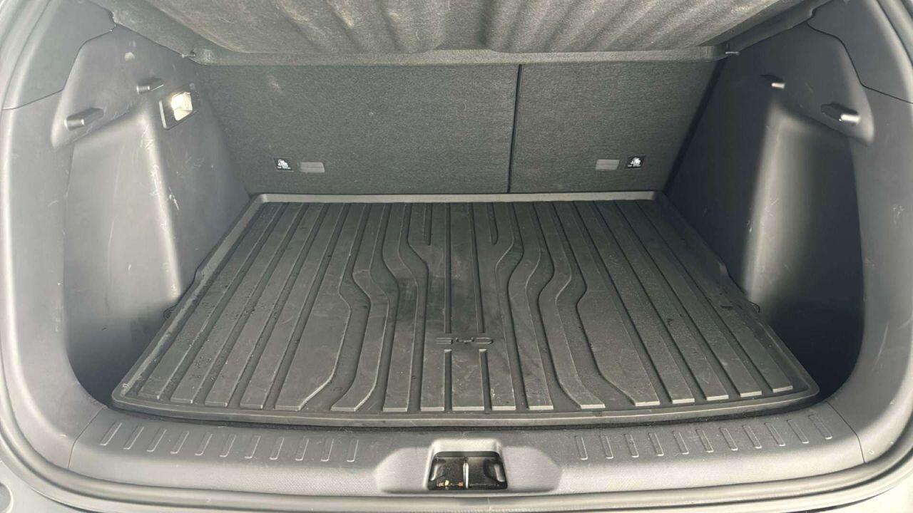 Byd Atto 3 view 23