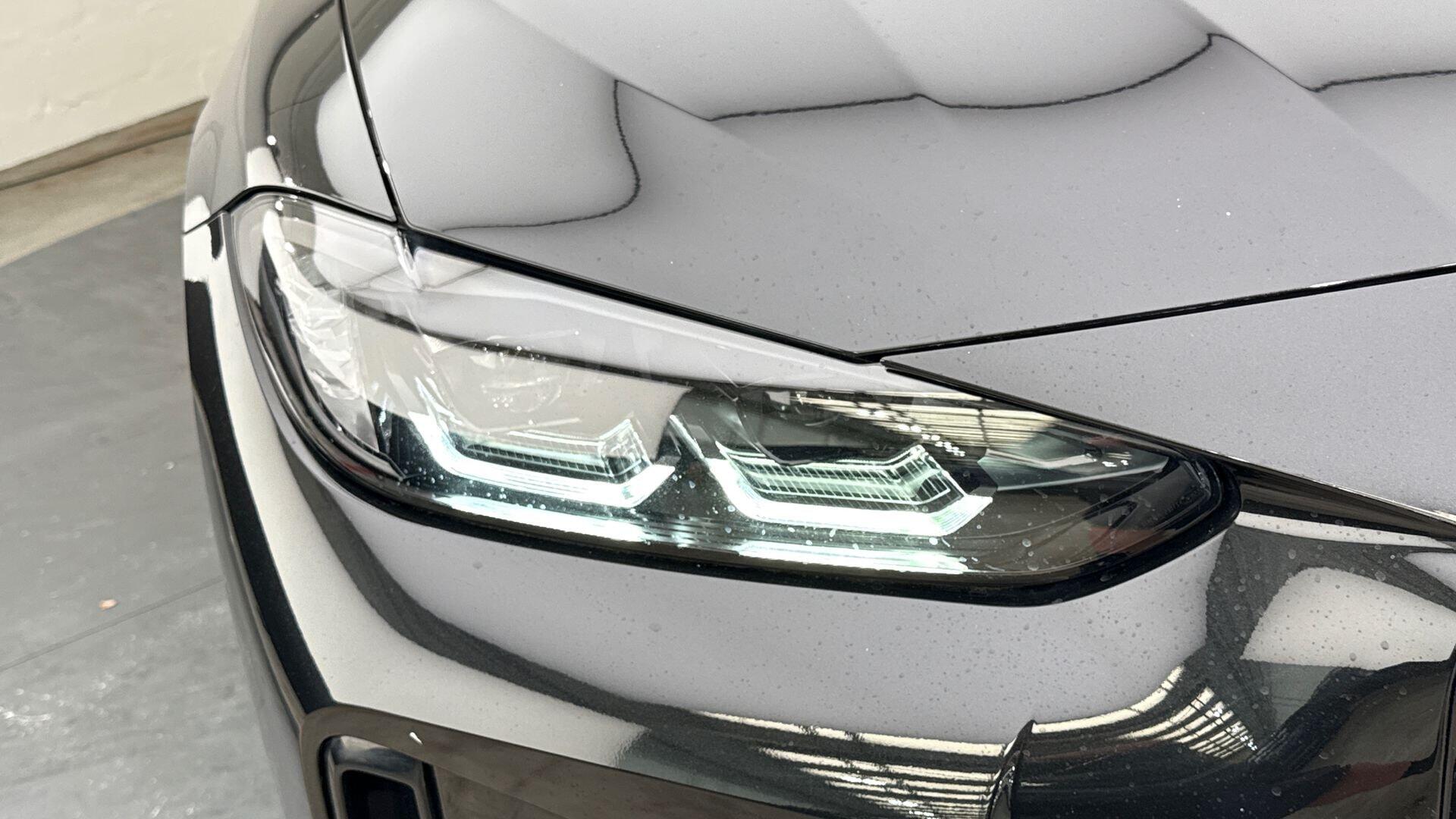 BMW I4 view 23