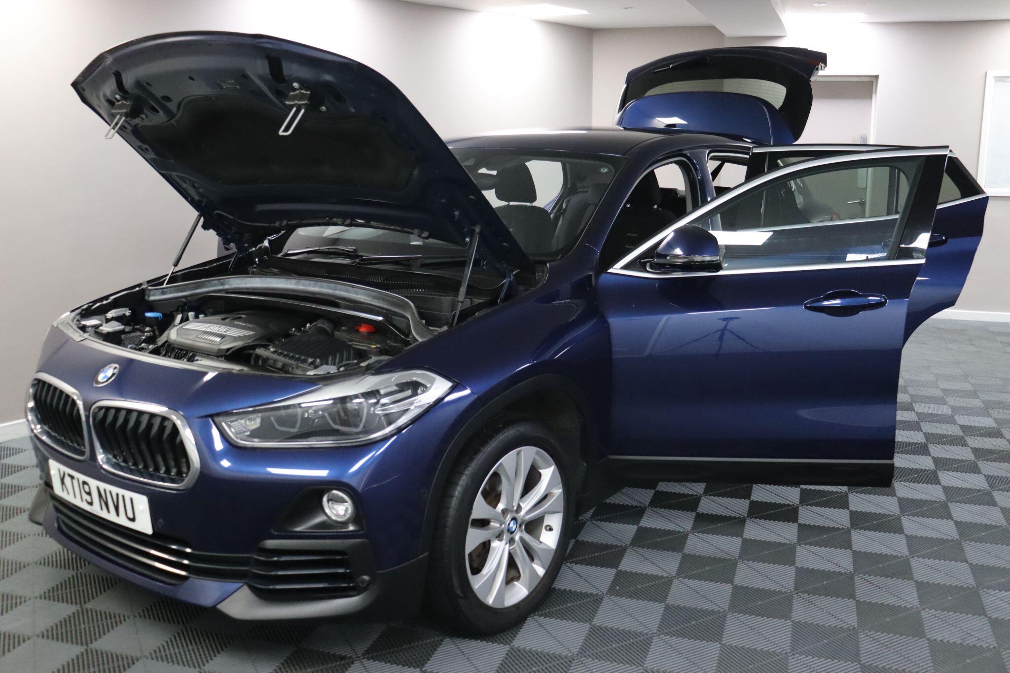 BMW X2 view 25