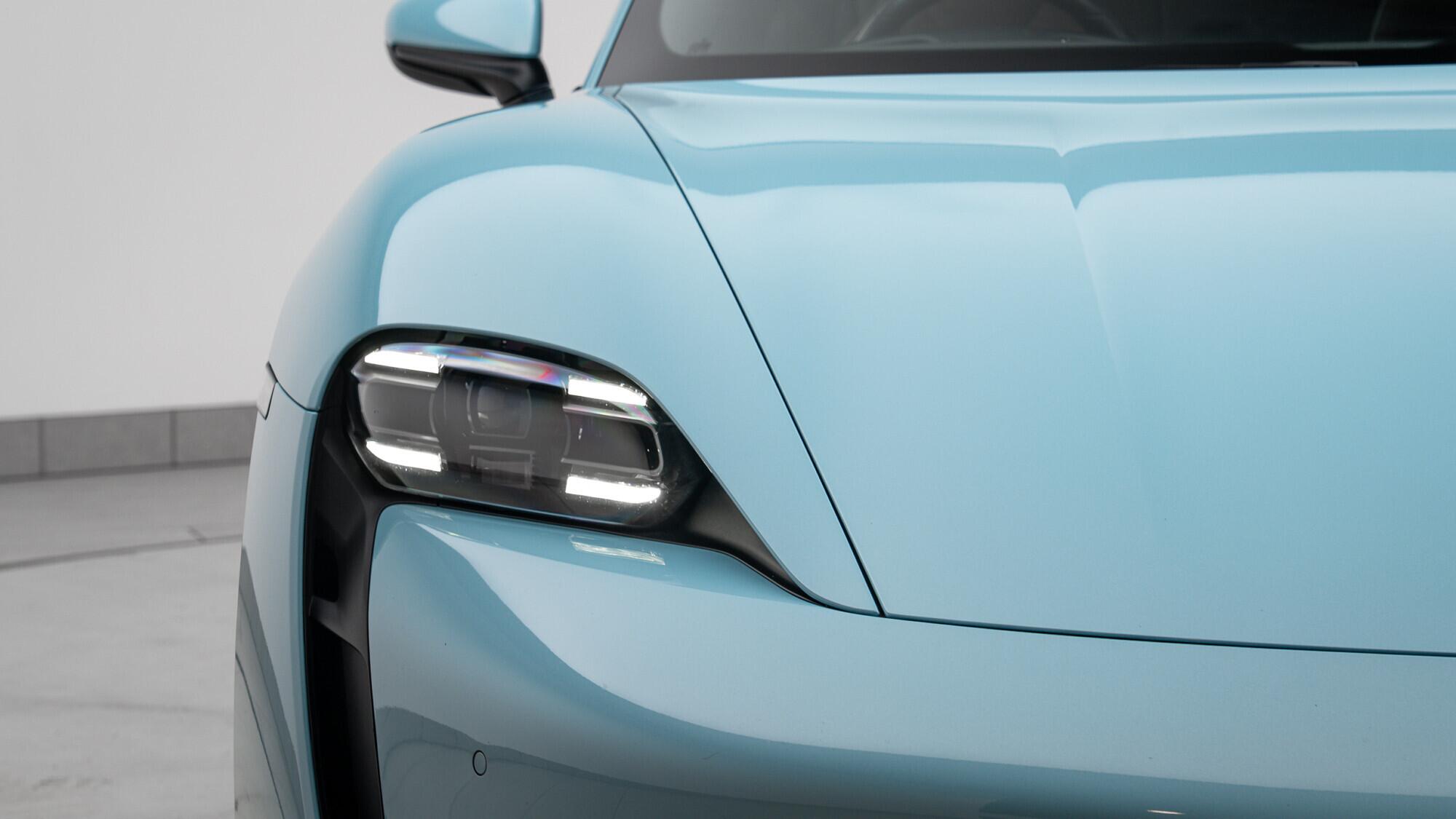 Porsche Taycan view 7