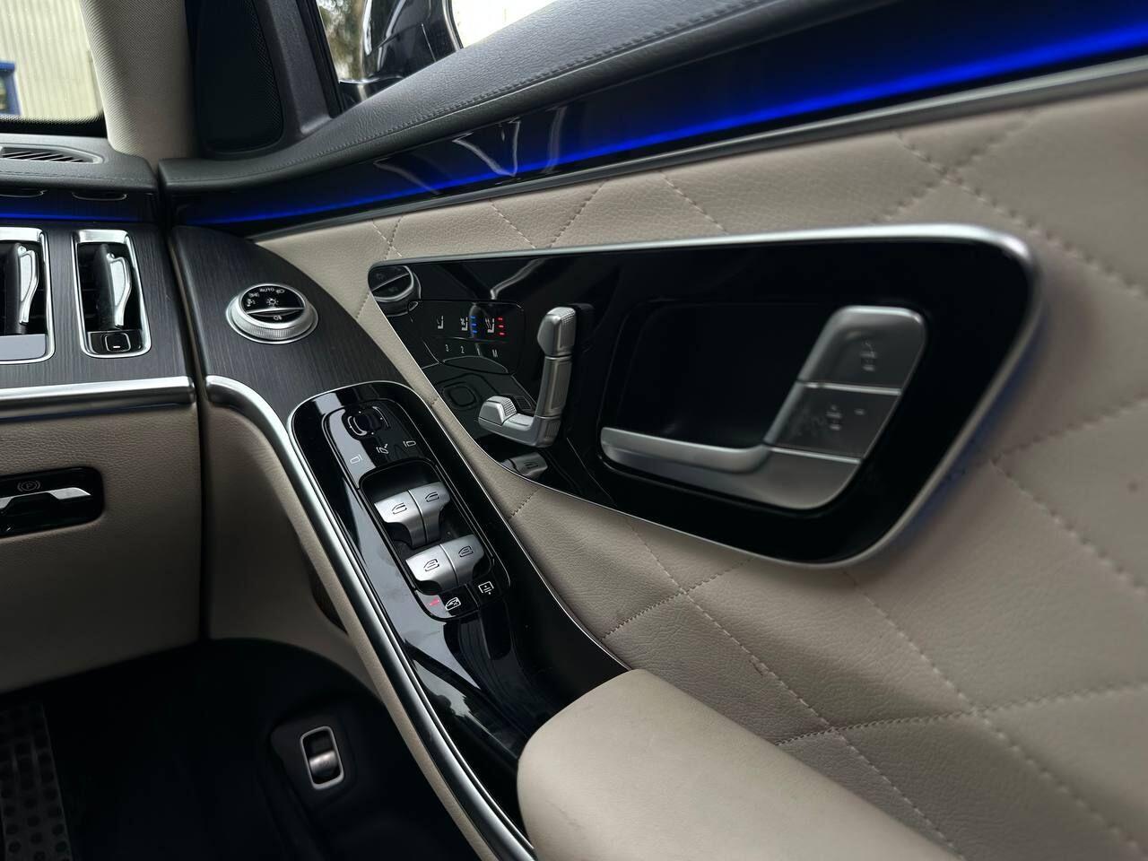 Mercedes-Benz S-Class view 64