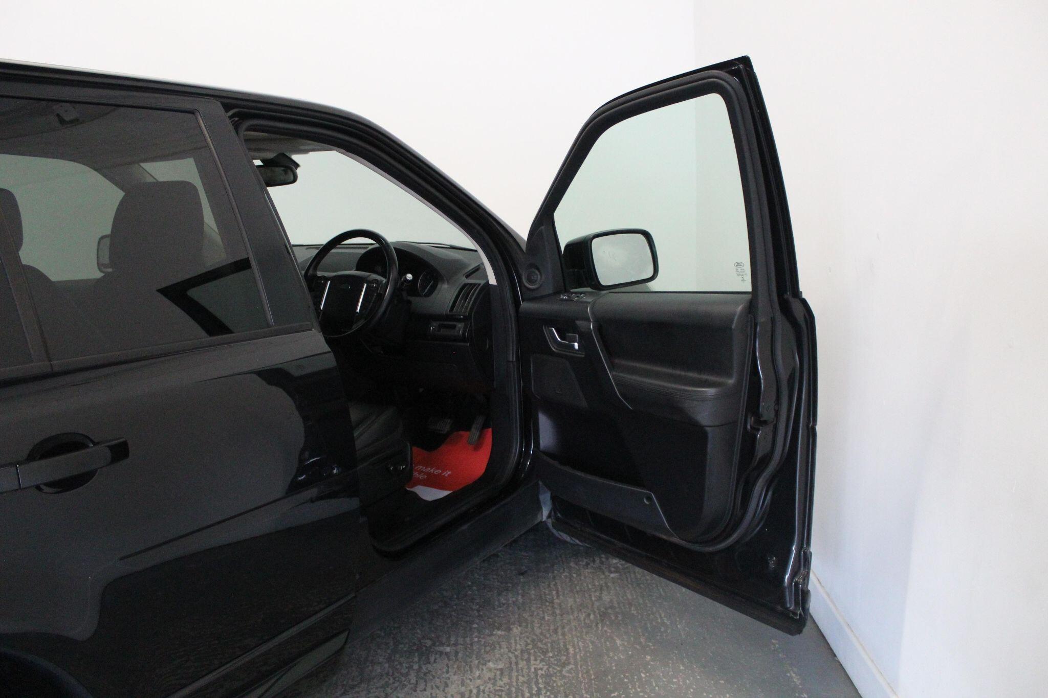 Land Rover Freelander view 24