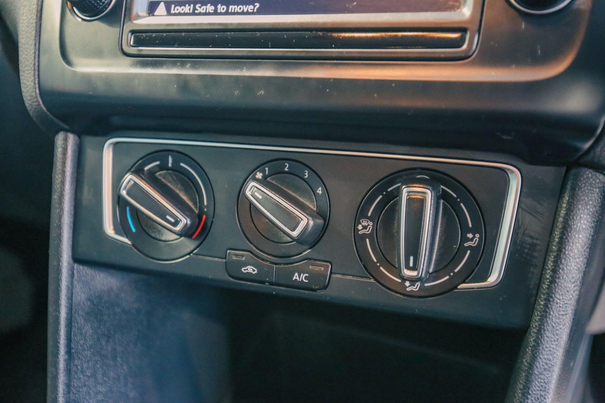 Volkswagen Polo view 18