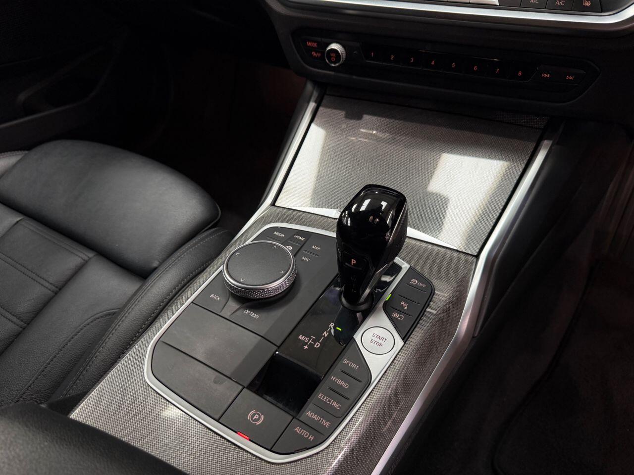 BMW 3 Series view 13