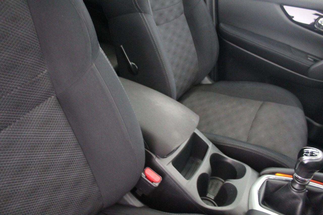 Nissan Qashqai view 45