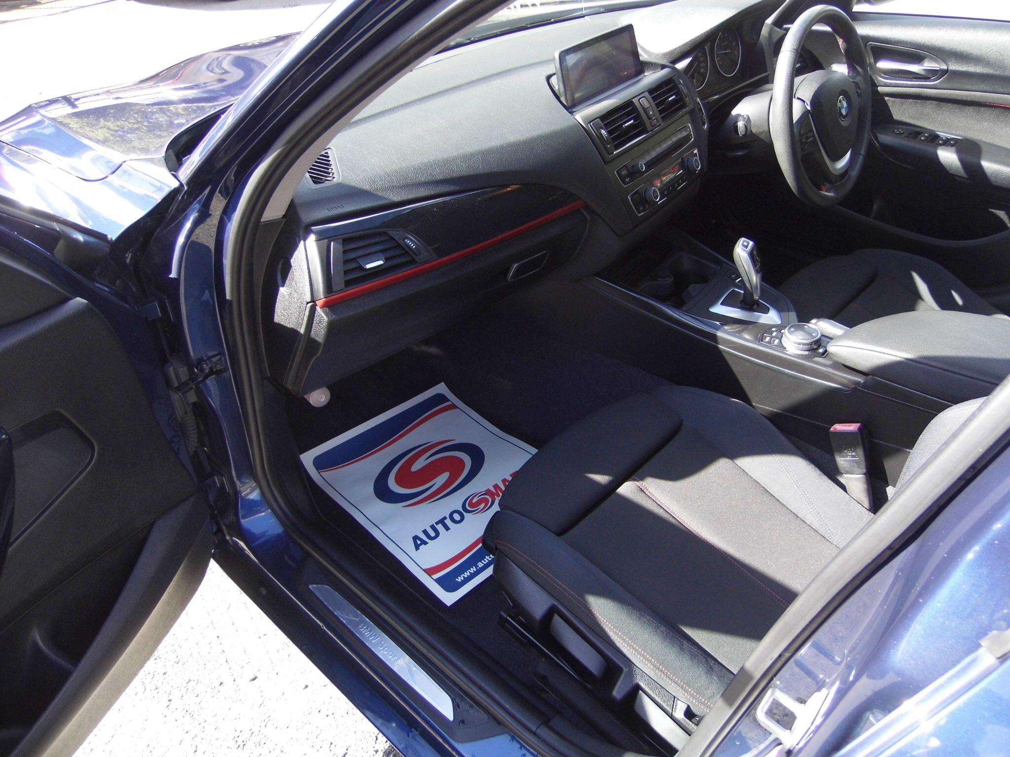 BMW 1 Series view 30