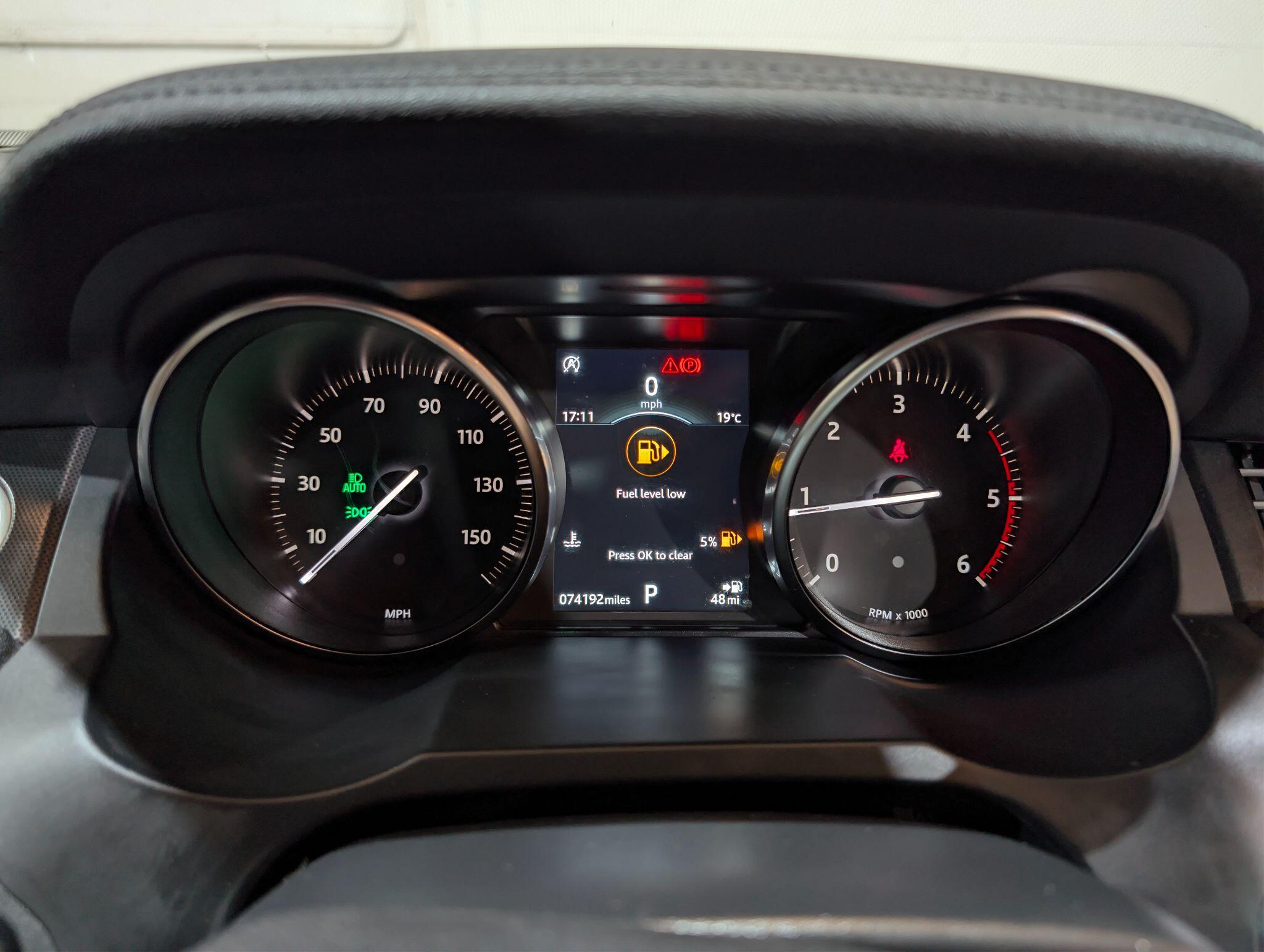 Land Rover Range Rover Evoque view 57