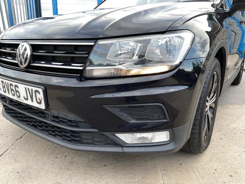 2016 Volkswagen Tiguan image 26