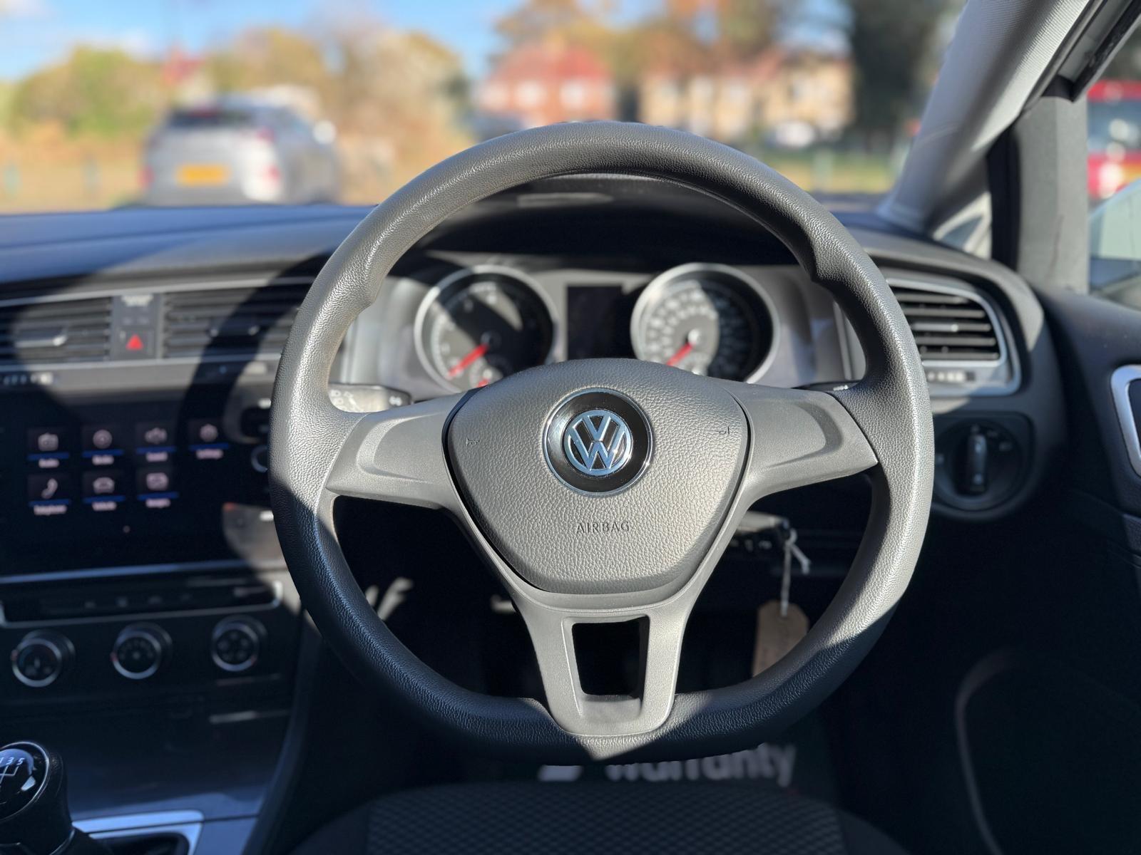 Volkswagen Golf view 51
