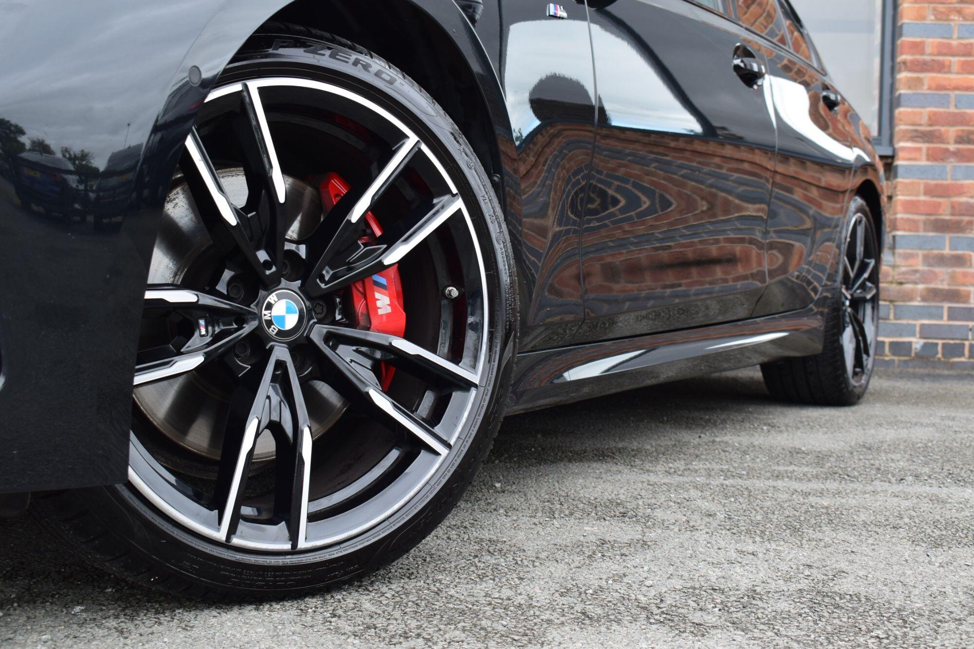 BMW 3 Series view 41