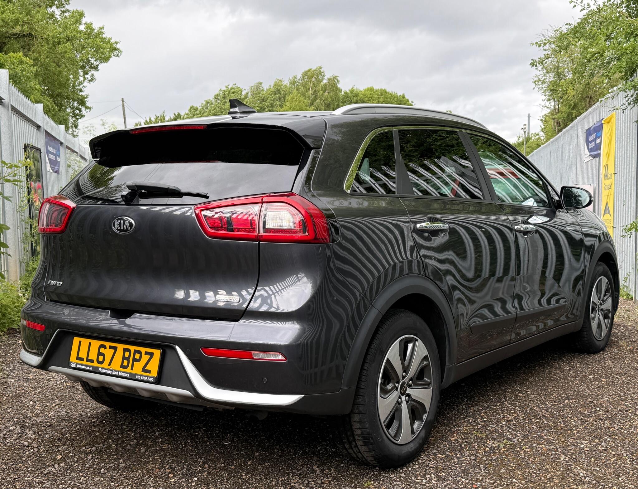 2018 Kia Niro image 18