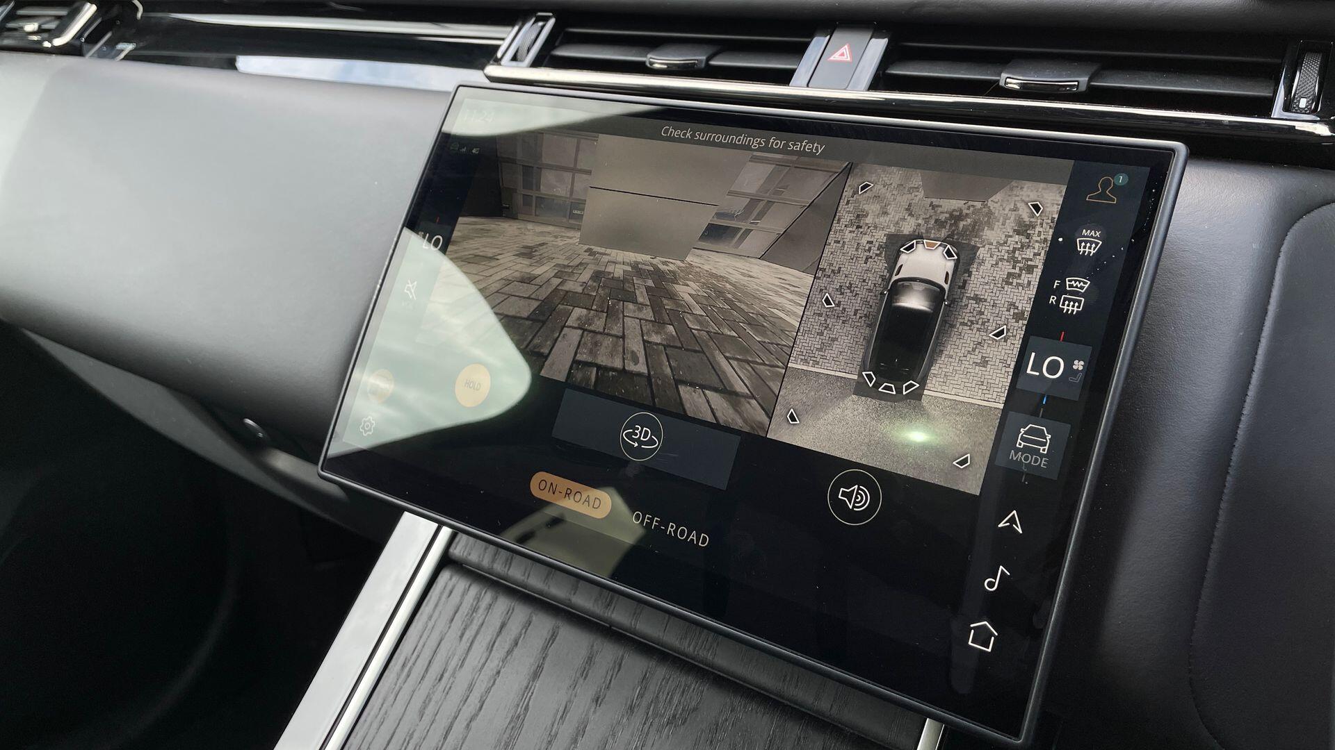 Land Rover Range Rover Velar view 12