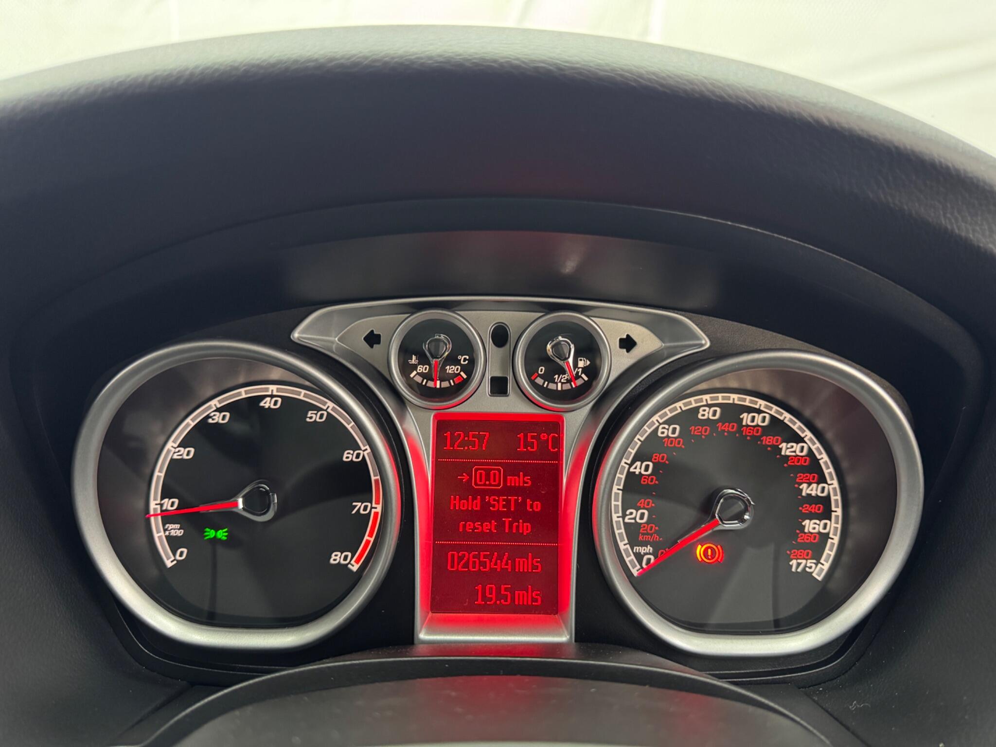 Ford Focus view 43